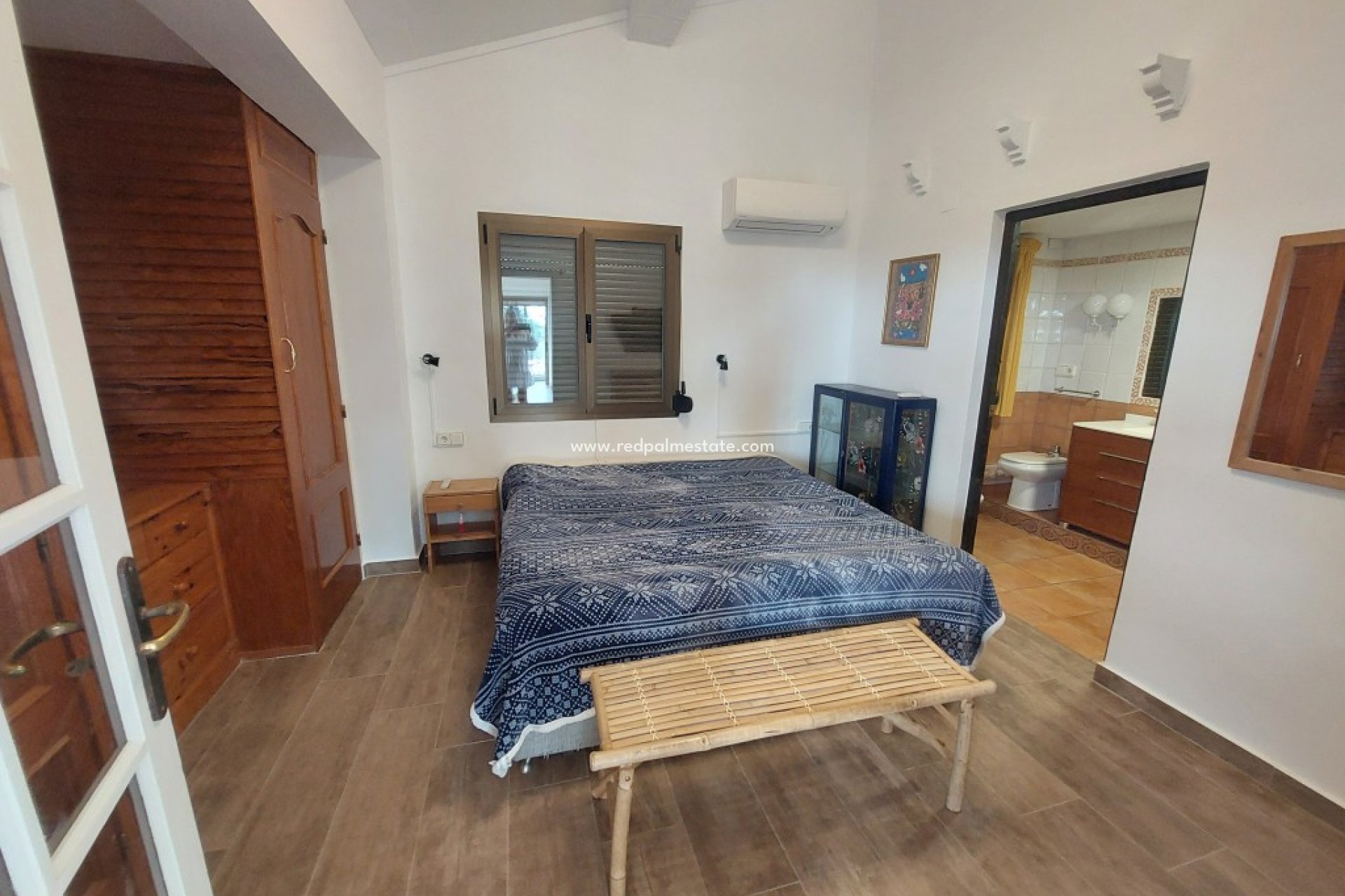 Resale - Villa -
Altea