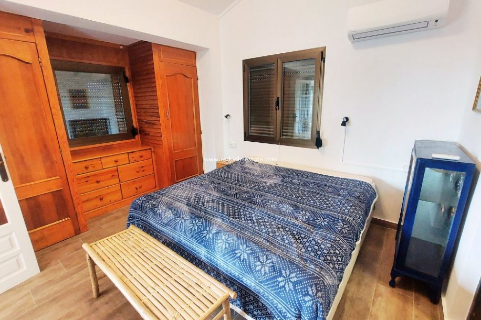 Resale - Villa -
Altea