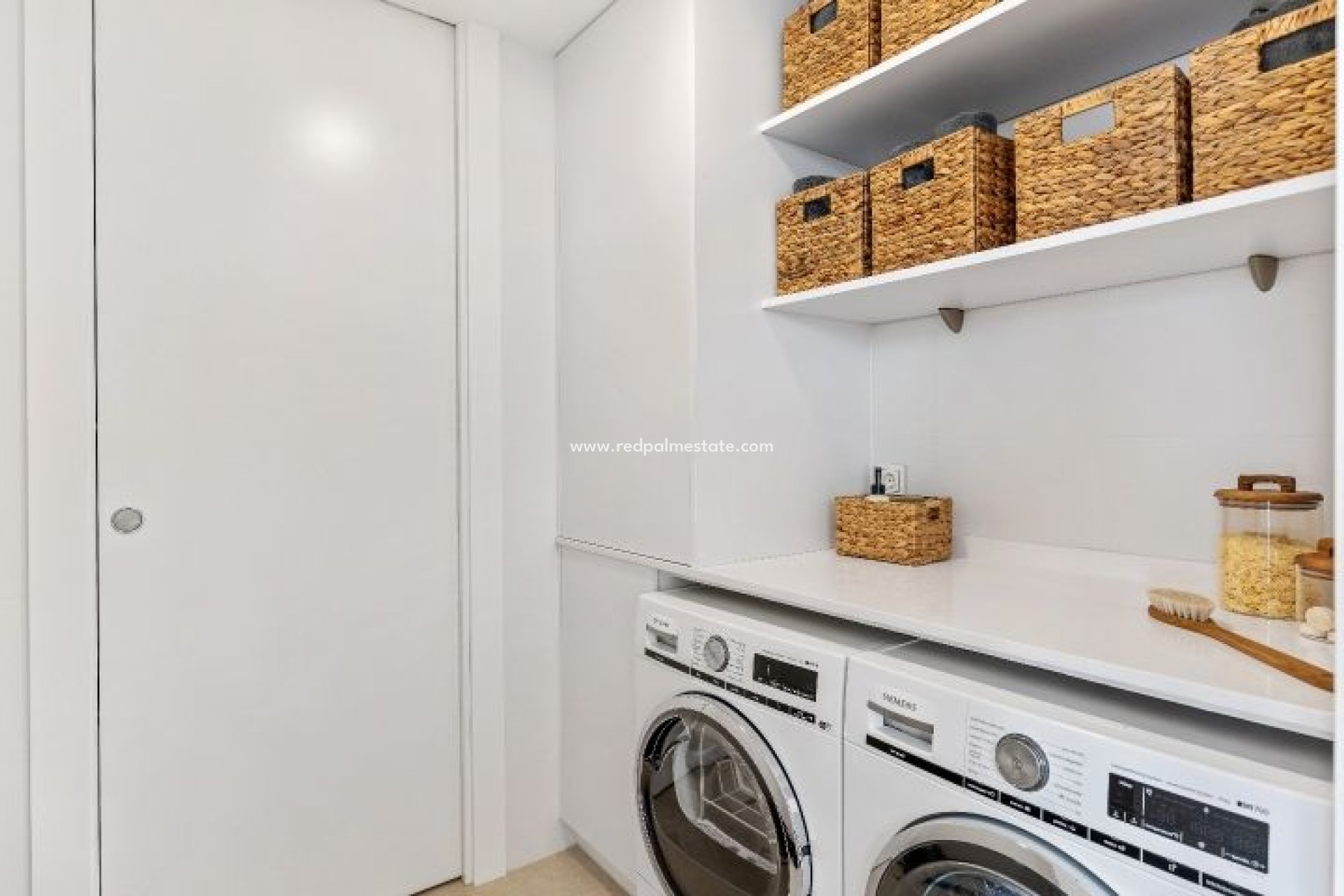 Resale - Villa -
Altea