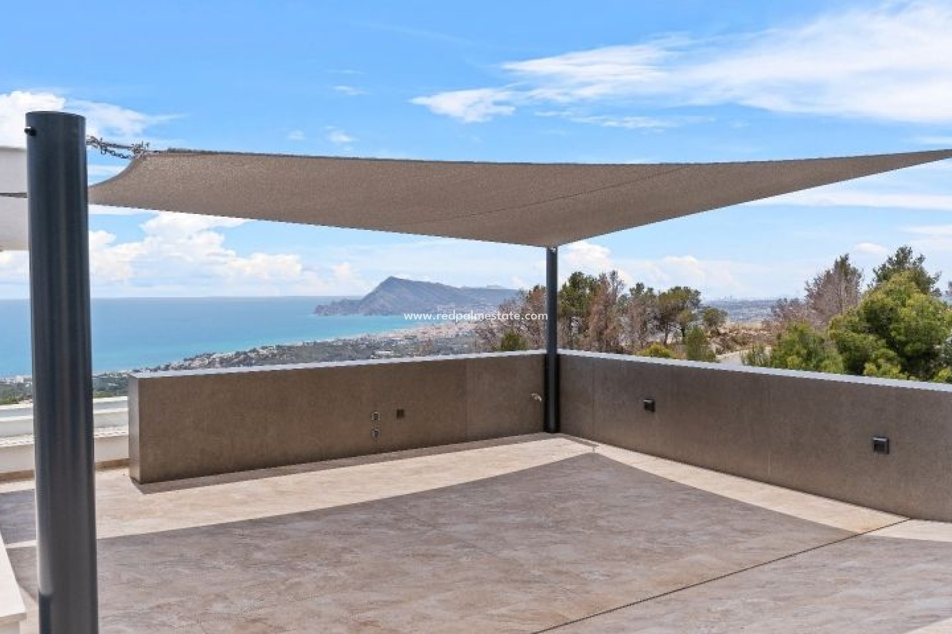 Resale - Villa -
Altea