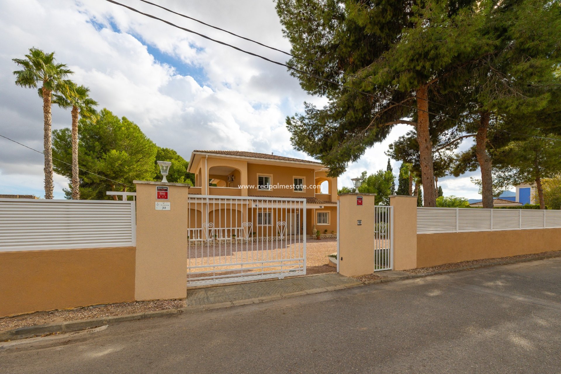 Resale - Villa -
Aspe - Inland