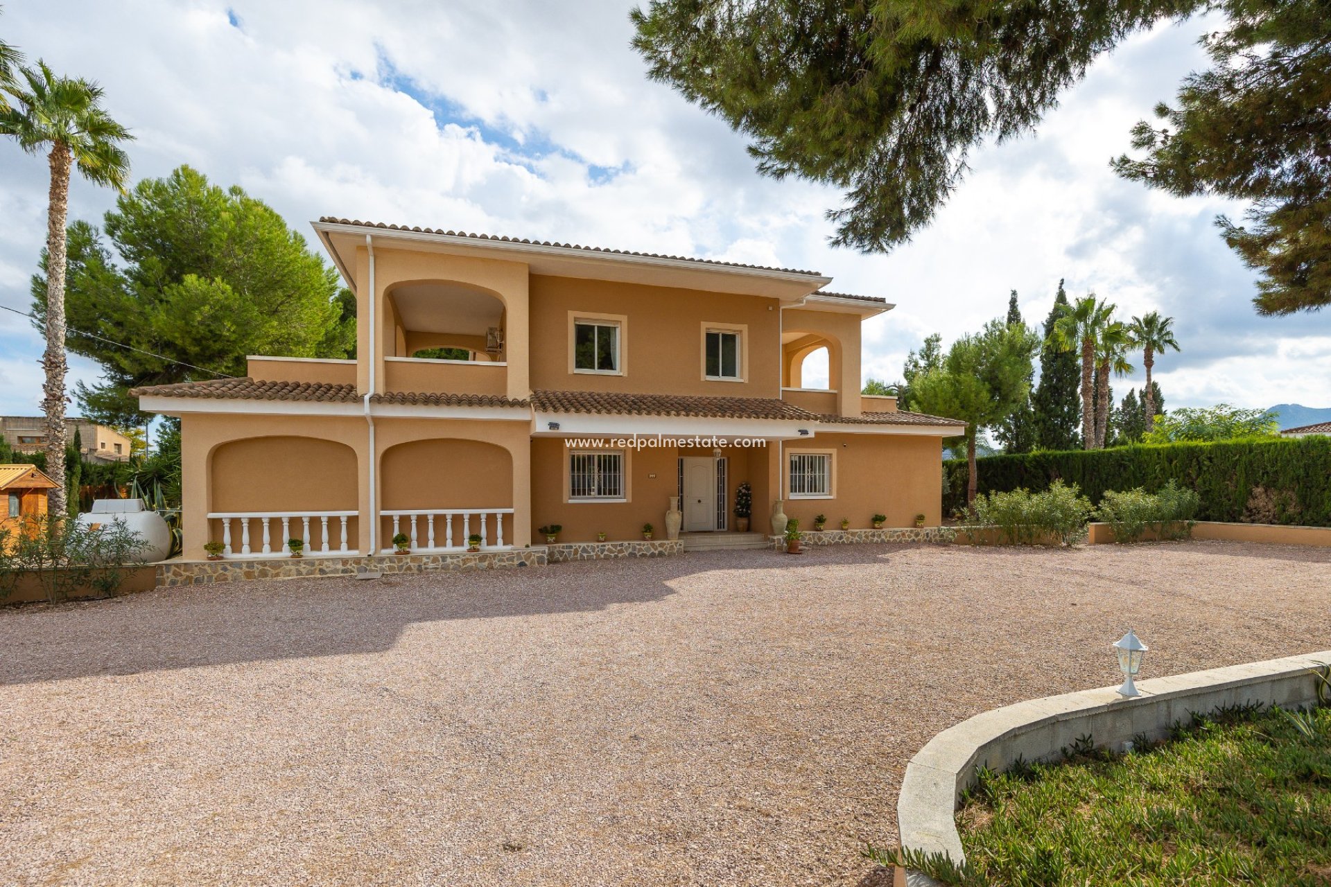 Resale - Villa -
Aspe - Inland