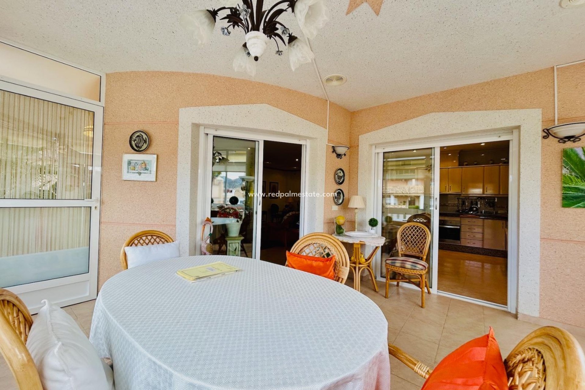 Resale - Villa -
Benferri