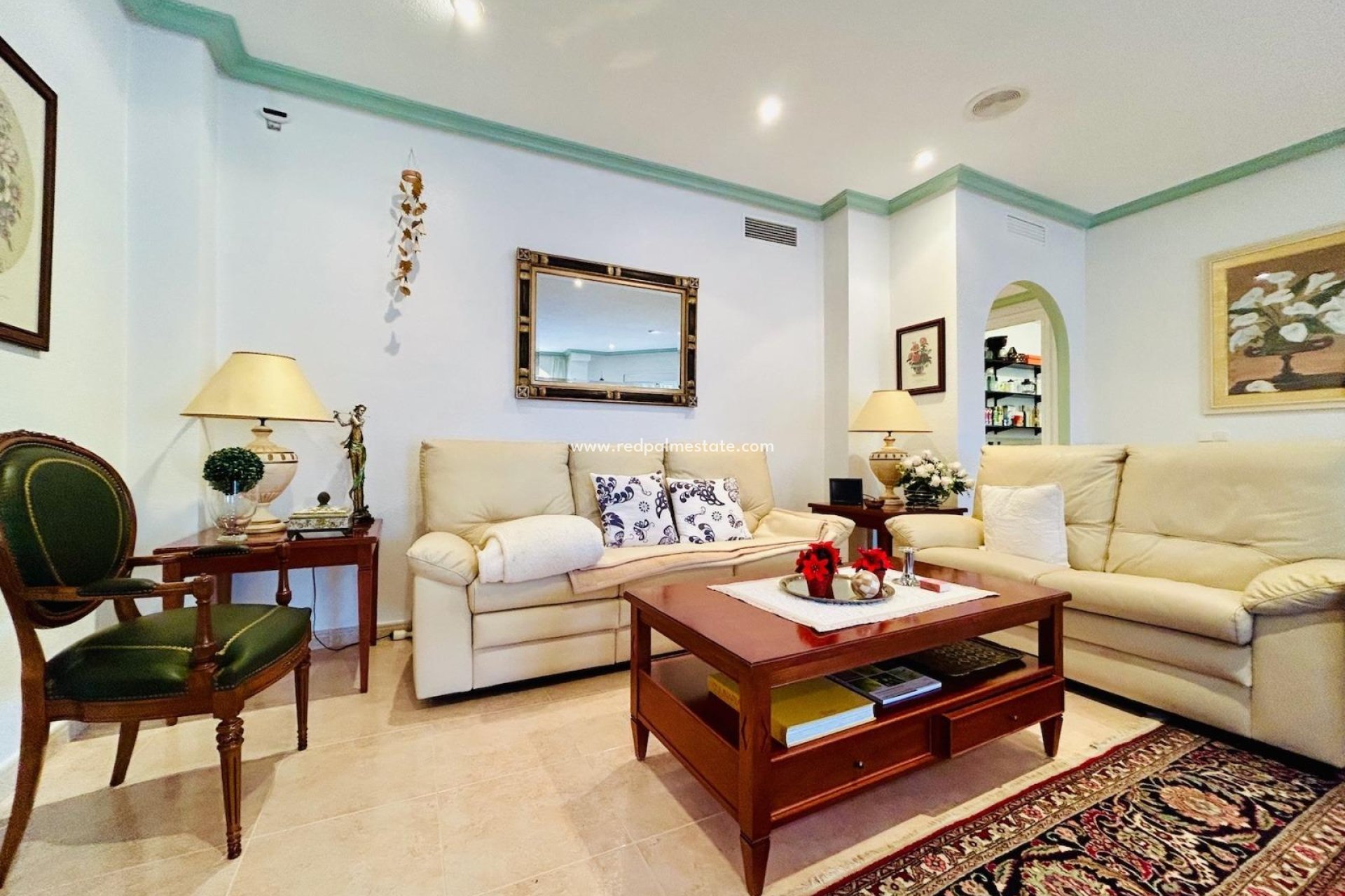 Resale - Villa -
Benferri