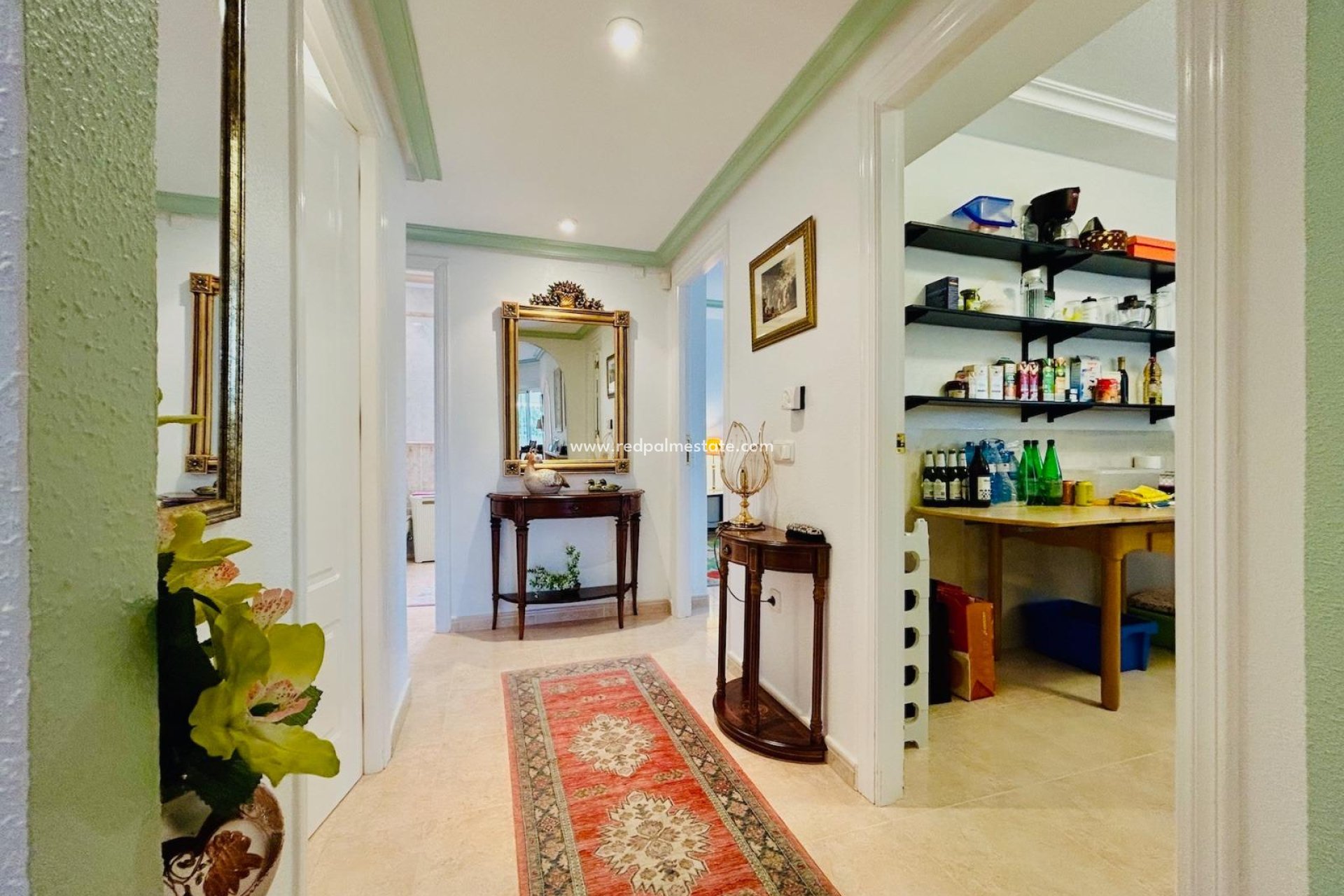 Resale - Villa -
Benferri