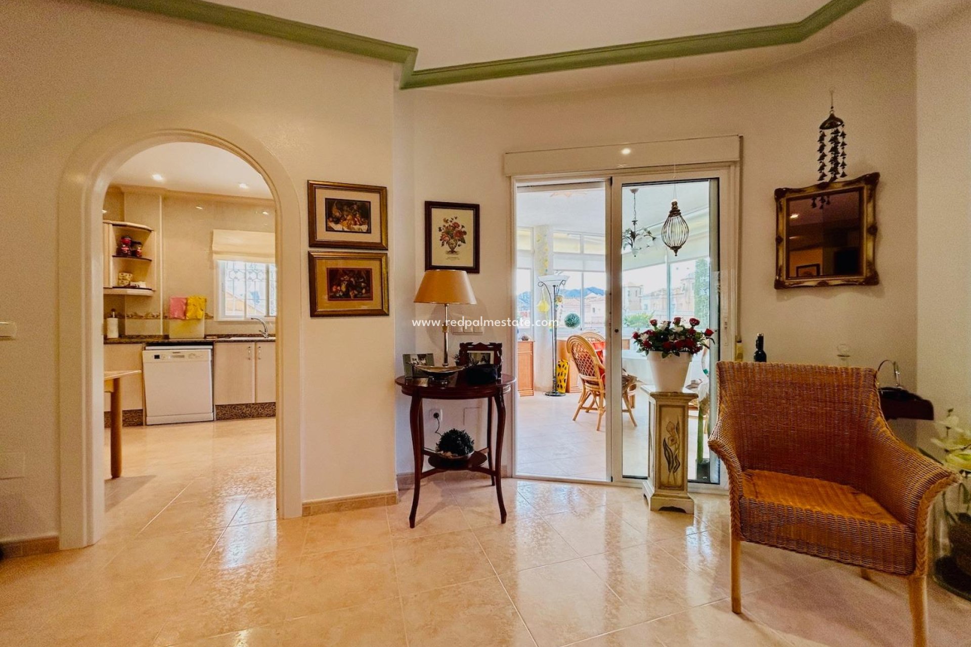 Resale - Villa -
Benferri