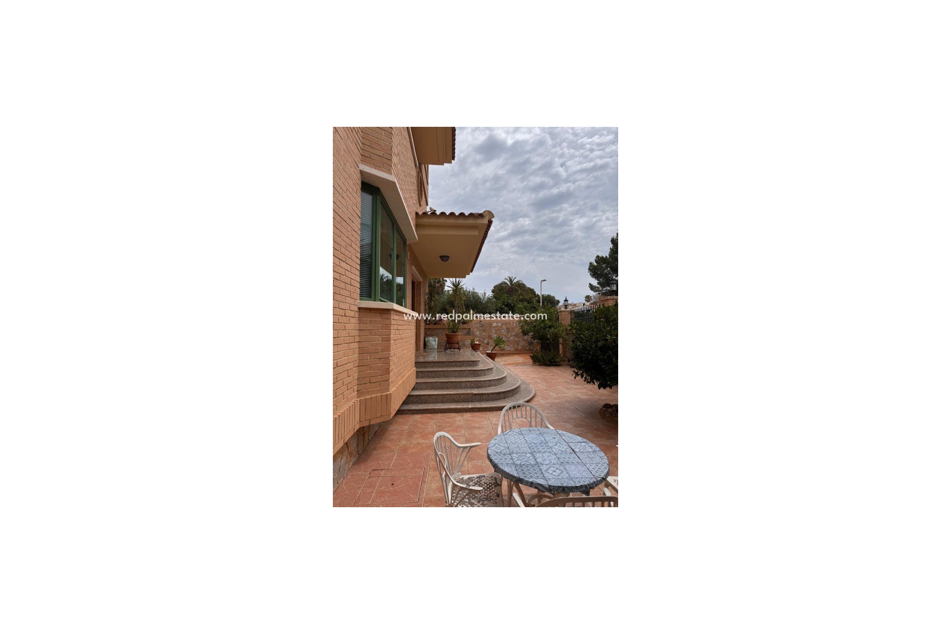 Resale - Villa -
Benidorm - Costa Blanca