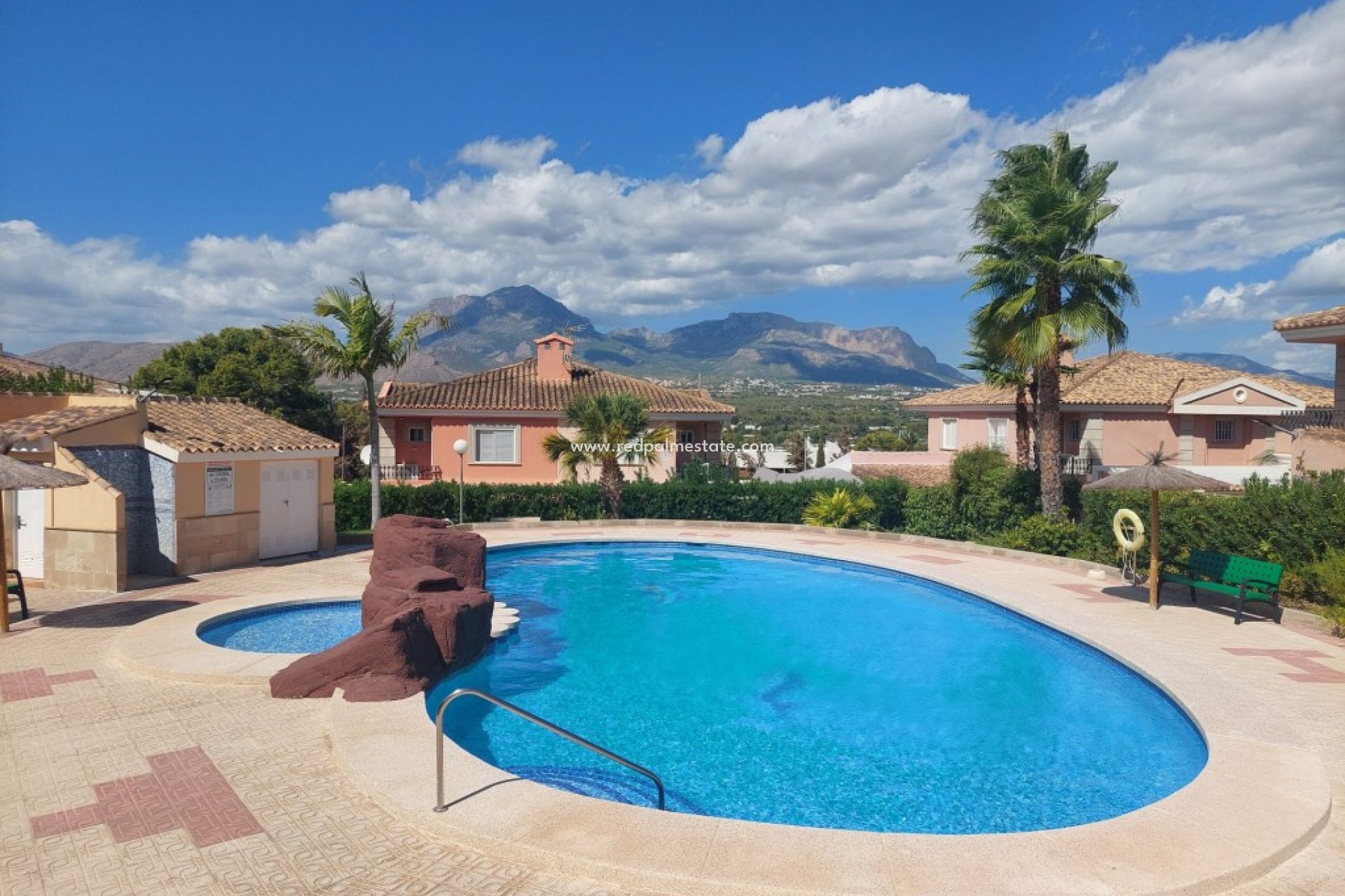 Resale - Villa -
Benidorm - Costa Blanca