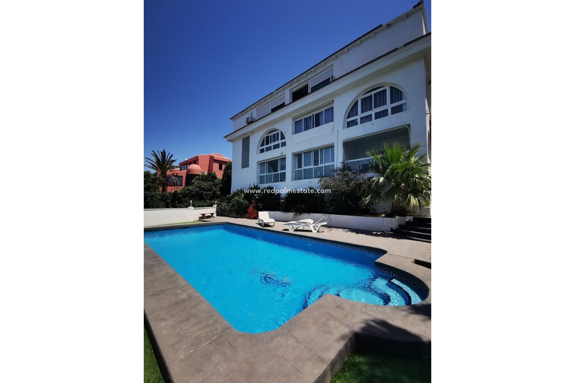 Resale - Villa -
Benidorm - Playa de Levante