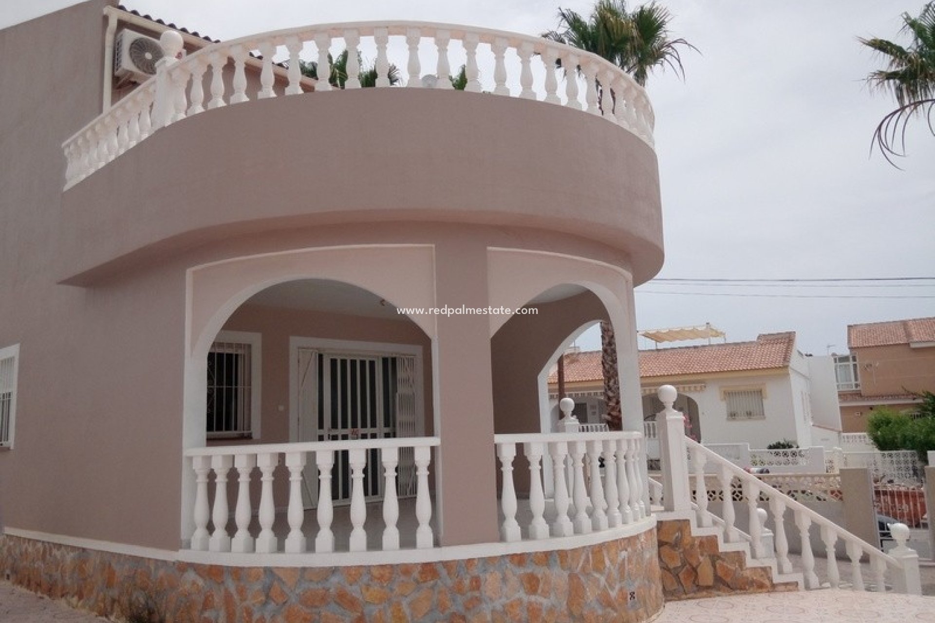 Resale - Villa -
Benijofar - Costa Blanca