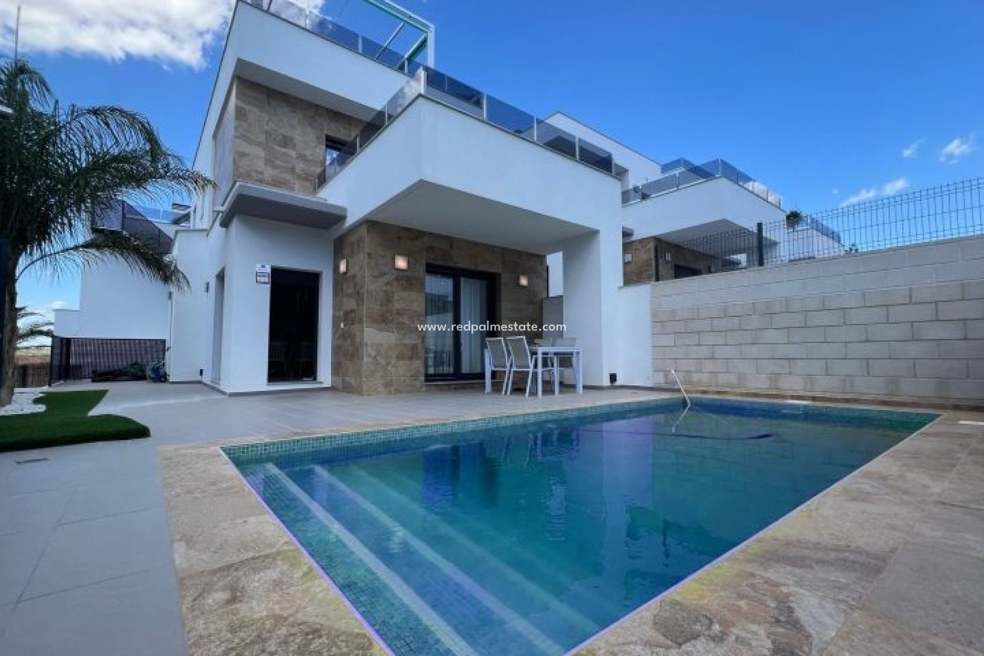 Resale - Villa -
Benijofar - Costa Blanca