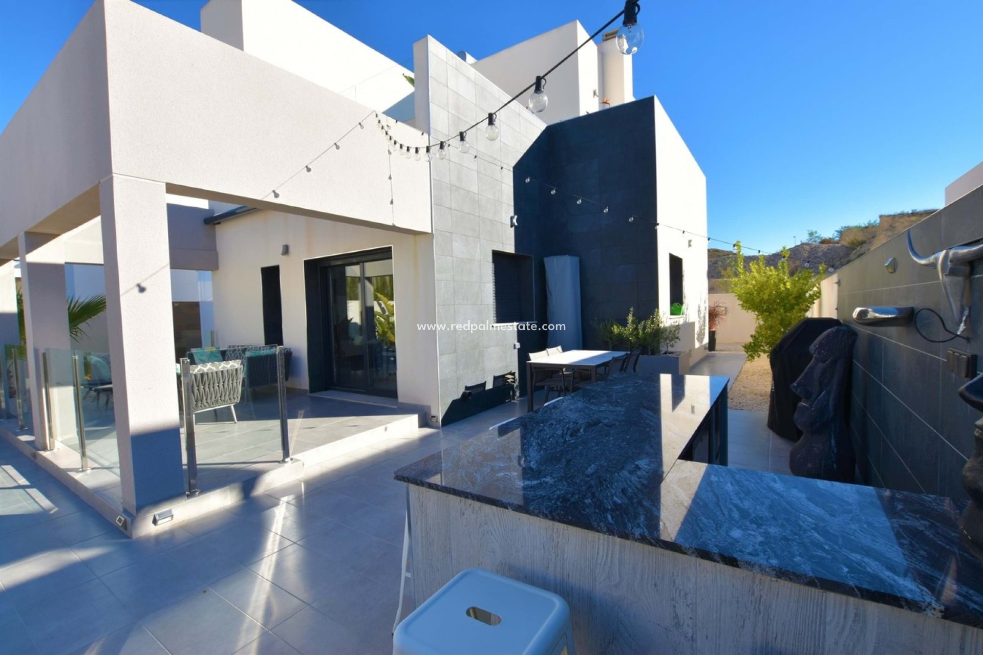 Resale - Villa -
Benijofar - Costa Blanca