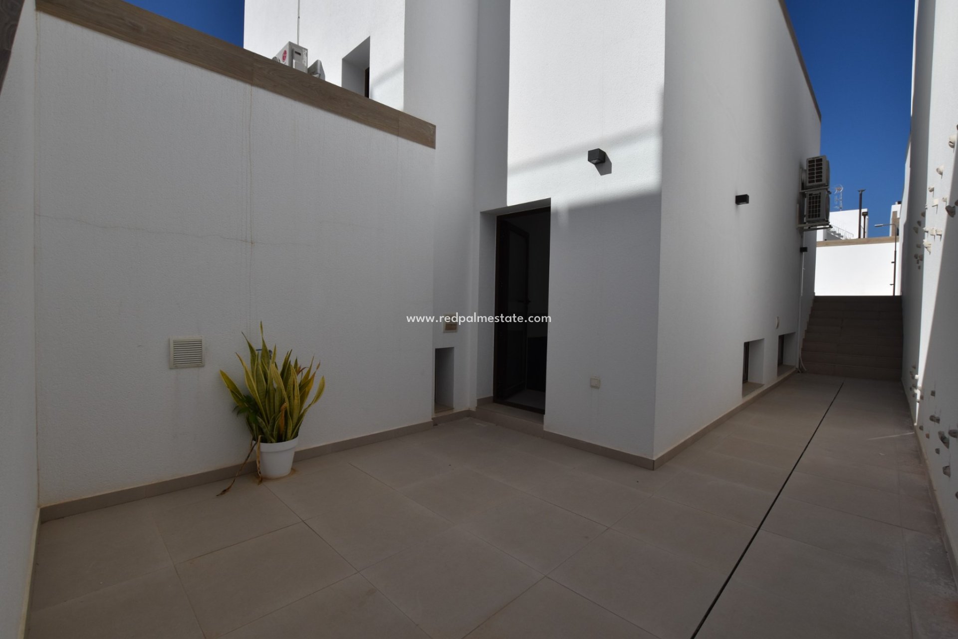 Resale - Villa -
Benijofar - Costa Blanca