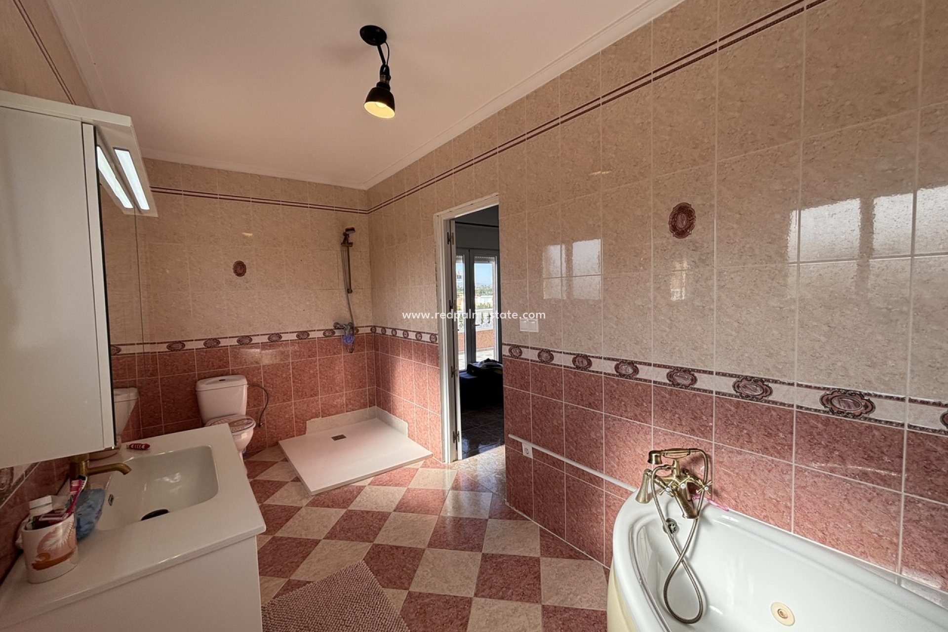 Resale - Villa -
Benijofar - Costa Blanca