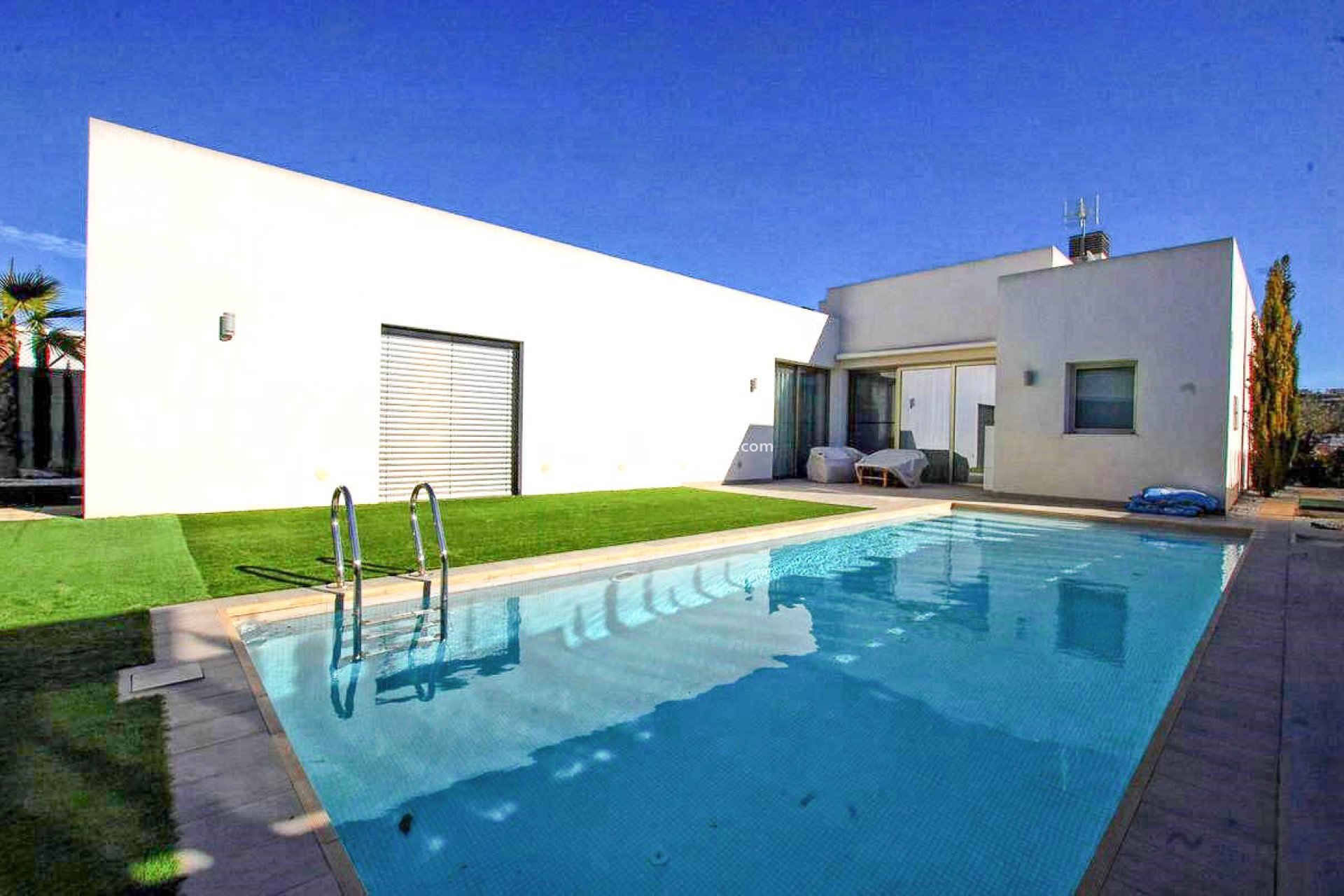 Resale - Villa -
Benijofar