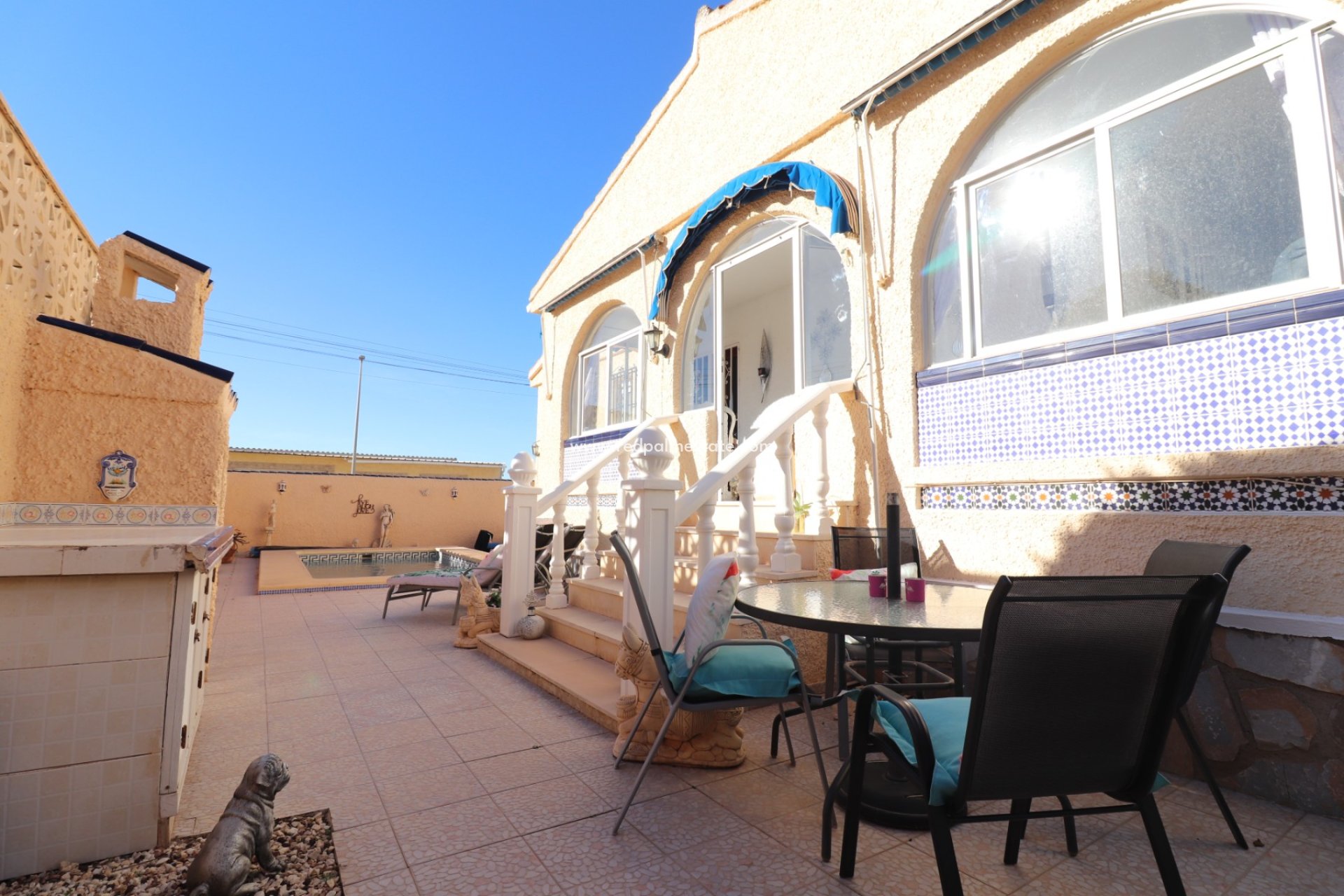 Resale - Villa -
Benijofar