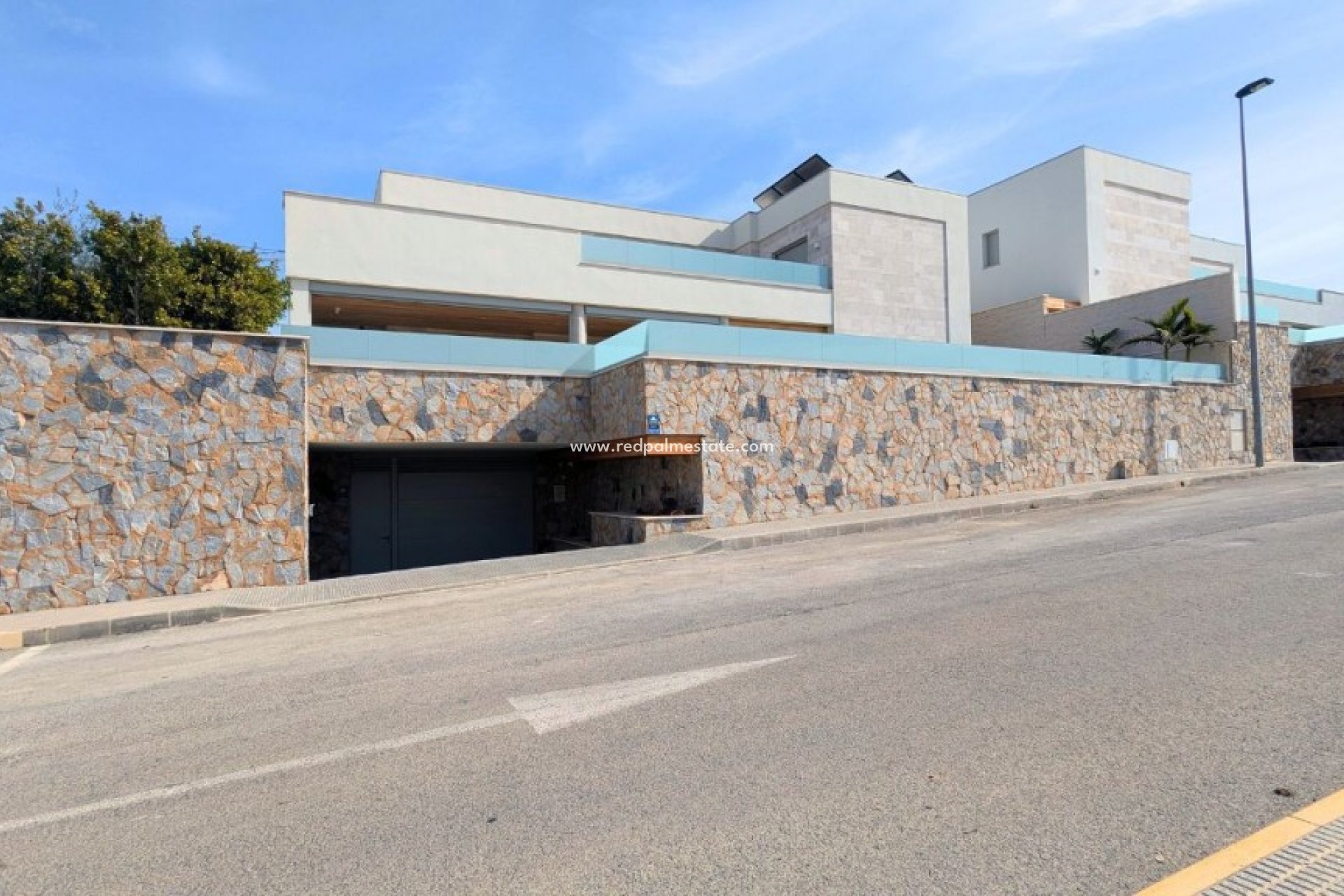 Resale - Villa -
Benijofar