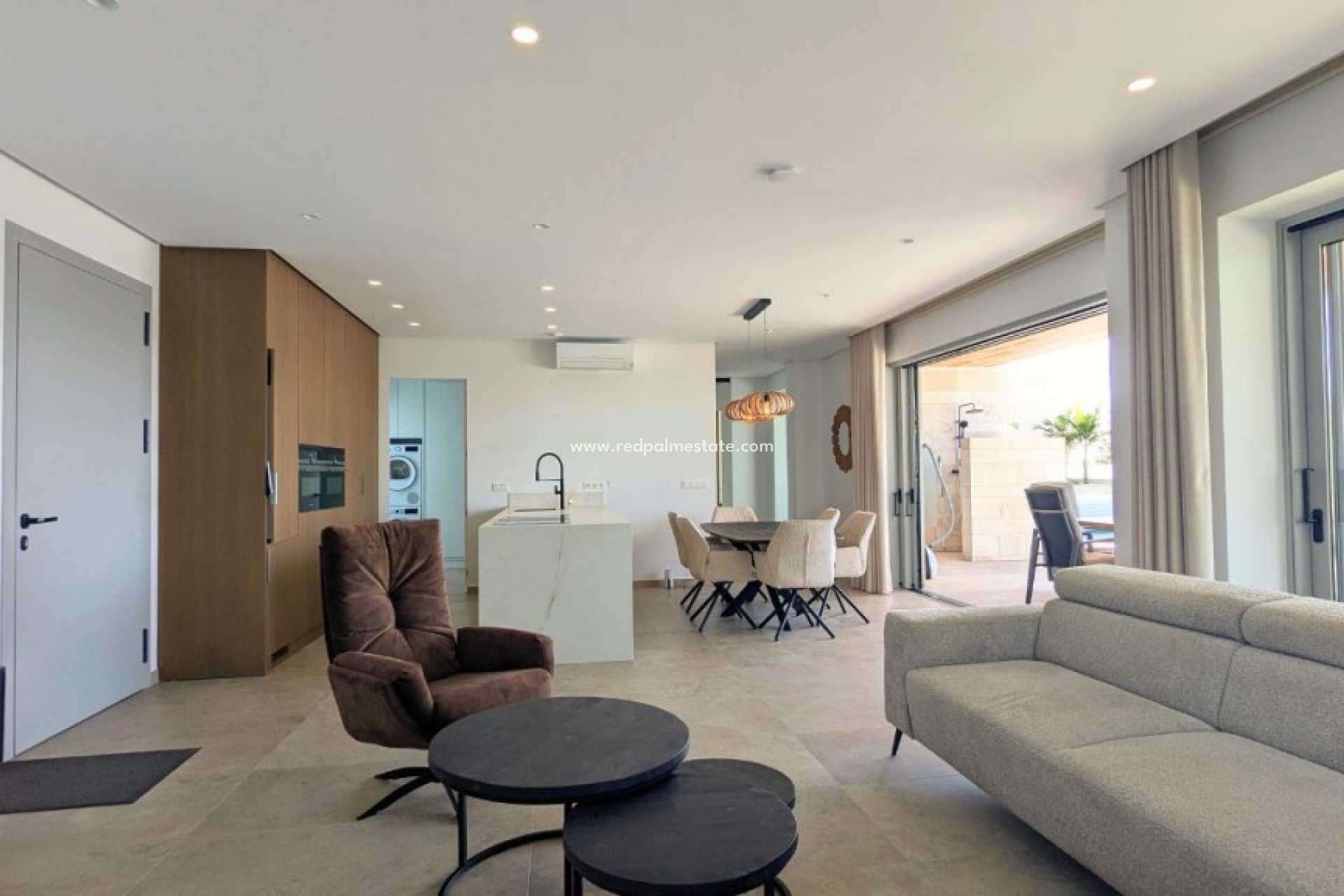 Resale - Villa -
Benijofar