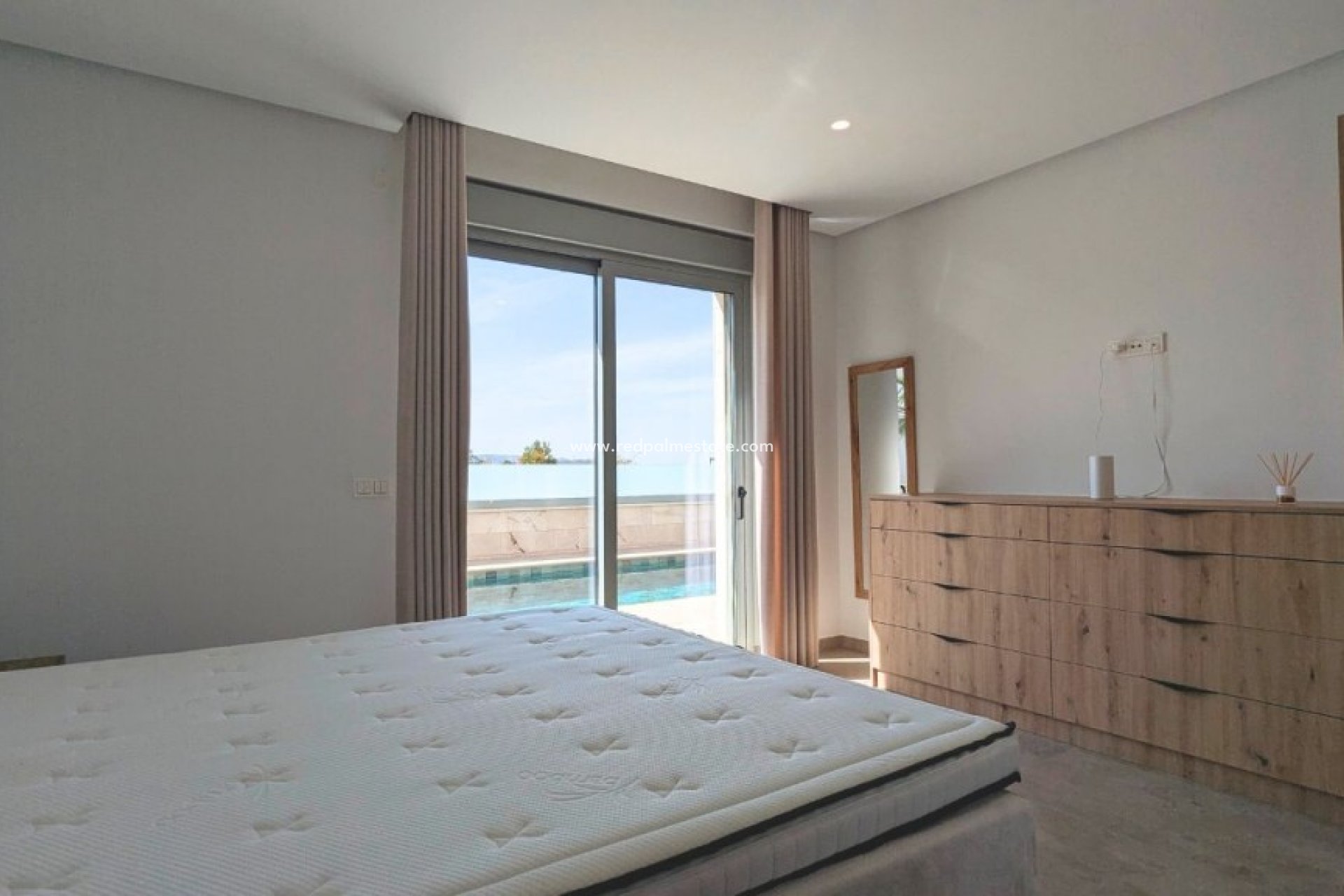 Resale - Villa -
Benijofar