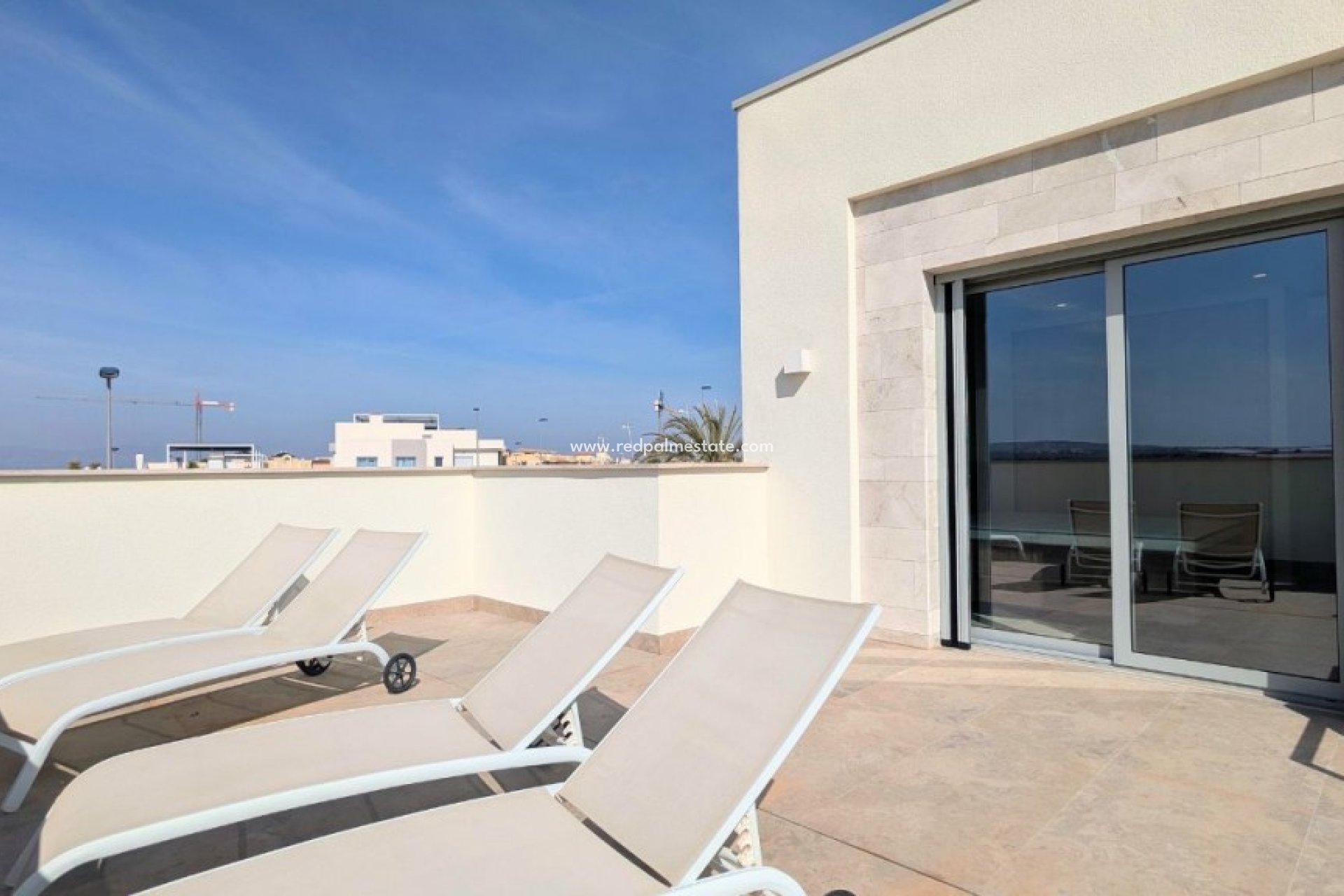 Resale - Villa -
Benijofar