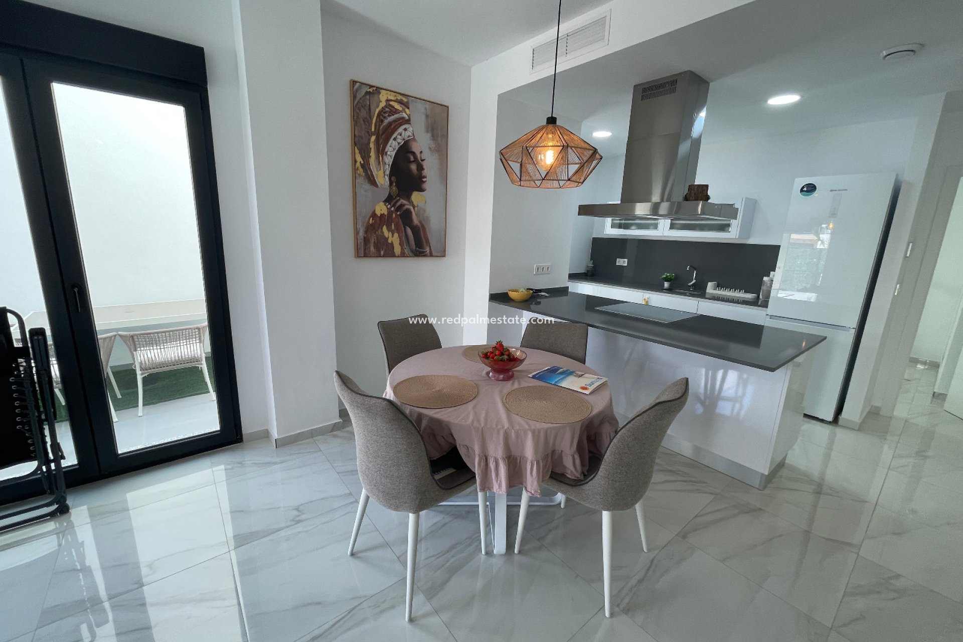 Resale - Villa -
Benijofar