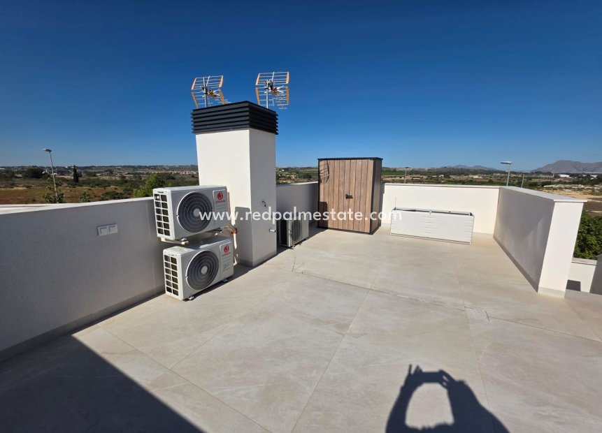 Resale - Villa -
Benijofar