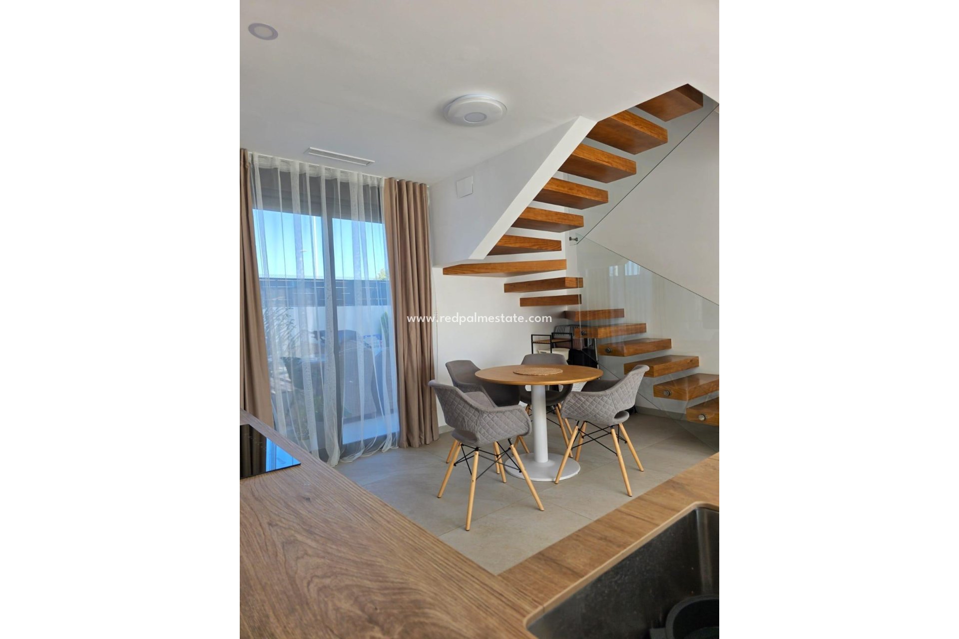 Resale - Villa -
Benijofar