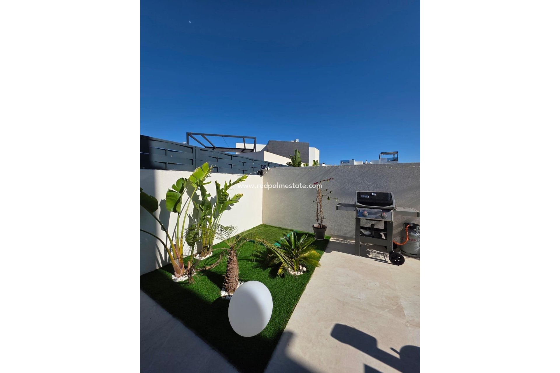 Resale - Villa -
Benijofar