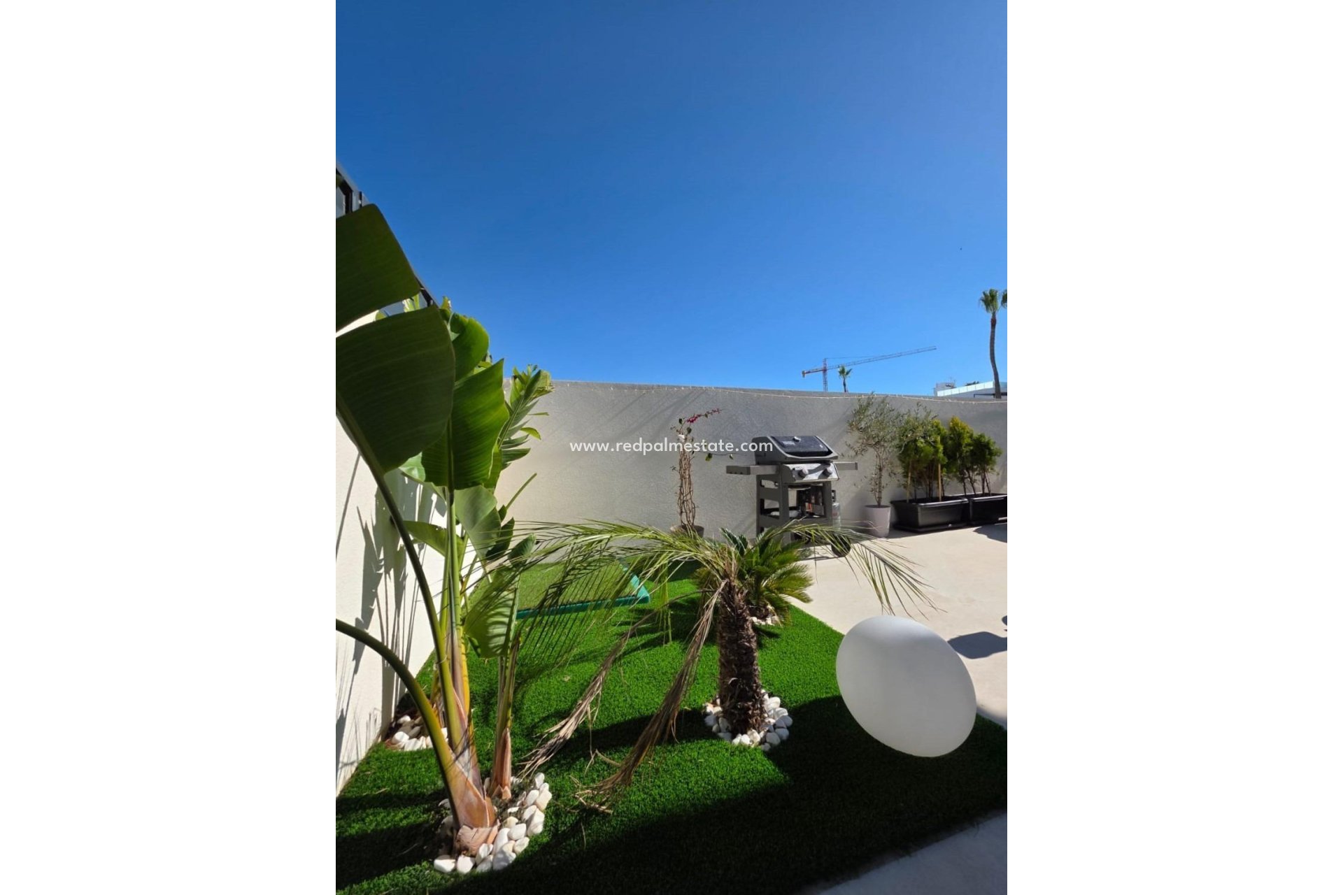 Resale - Villa -
Benijofar