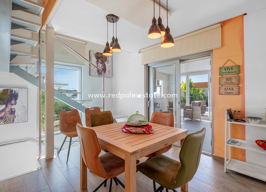 Resale - Villa -
Benijofar