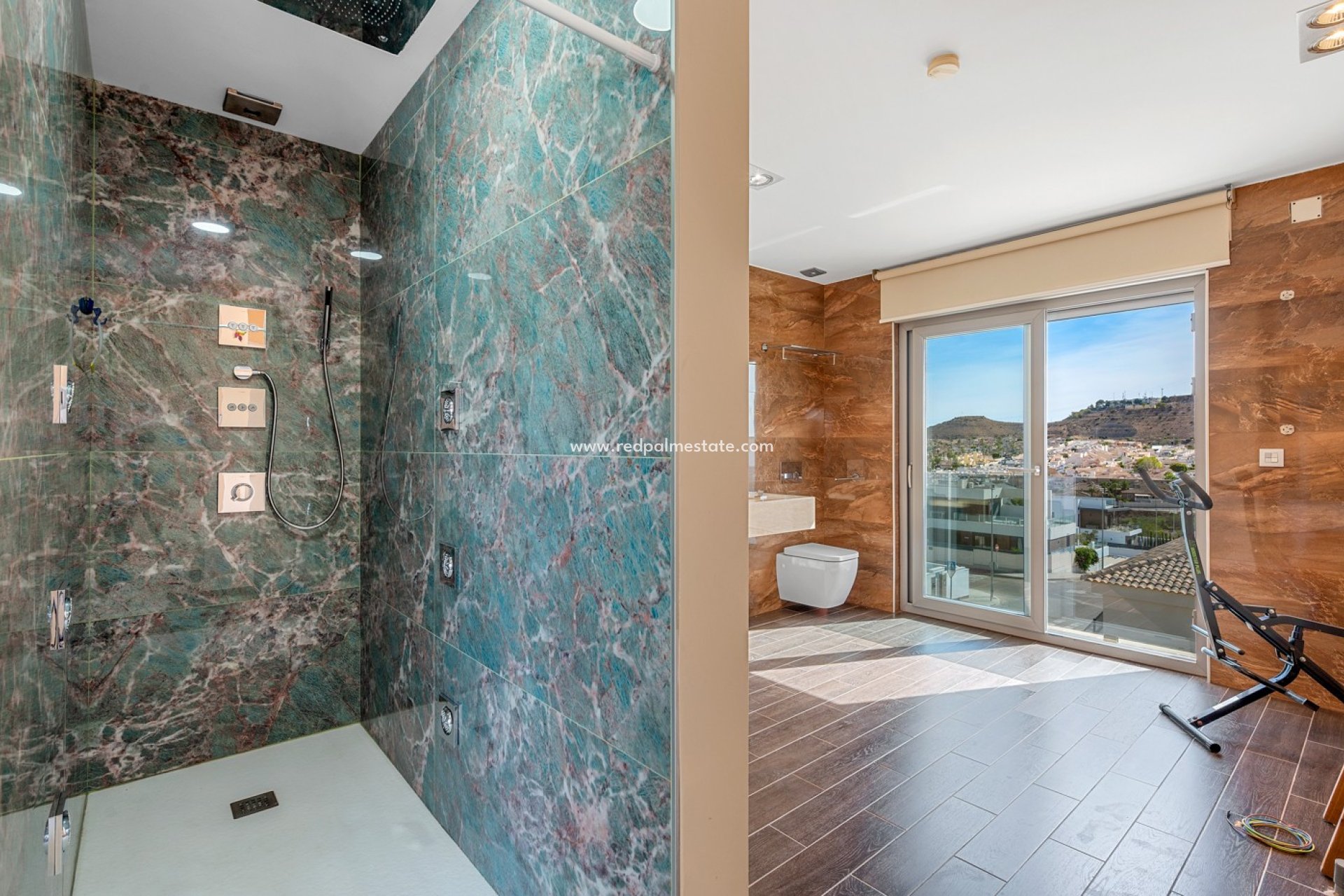 Resale - Villa -
Benijofar