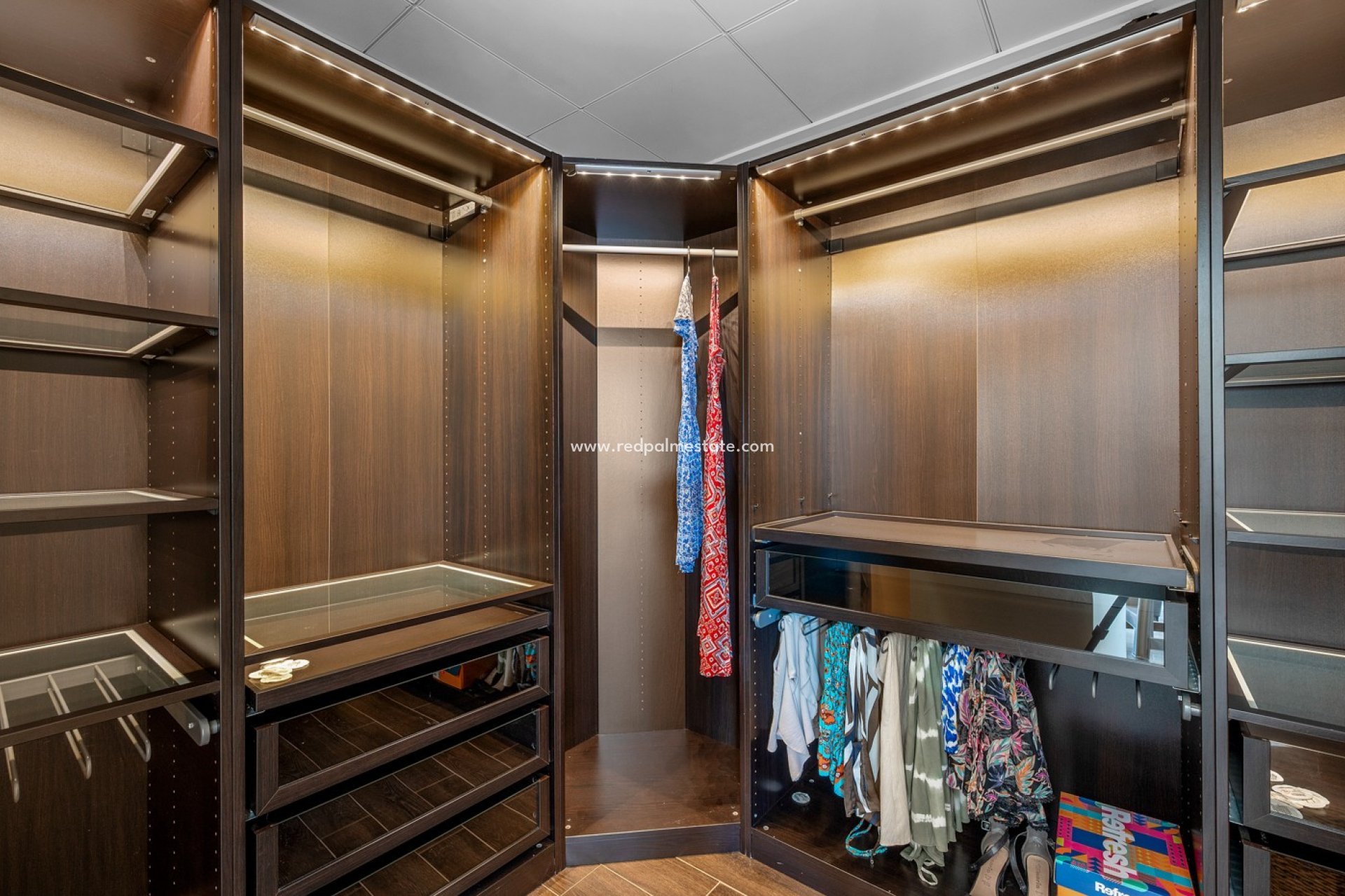 Resale - Villa -
Benijofar