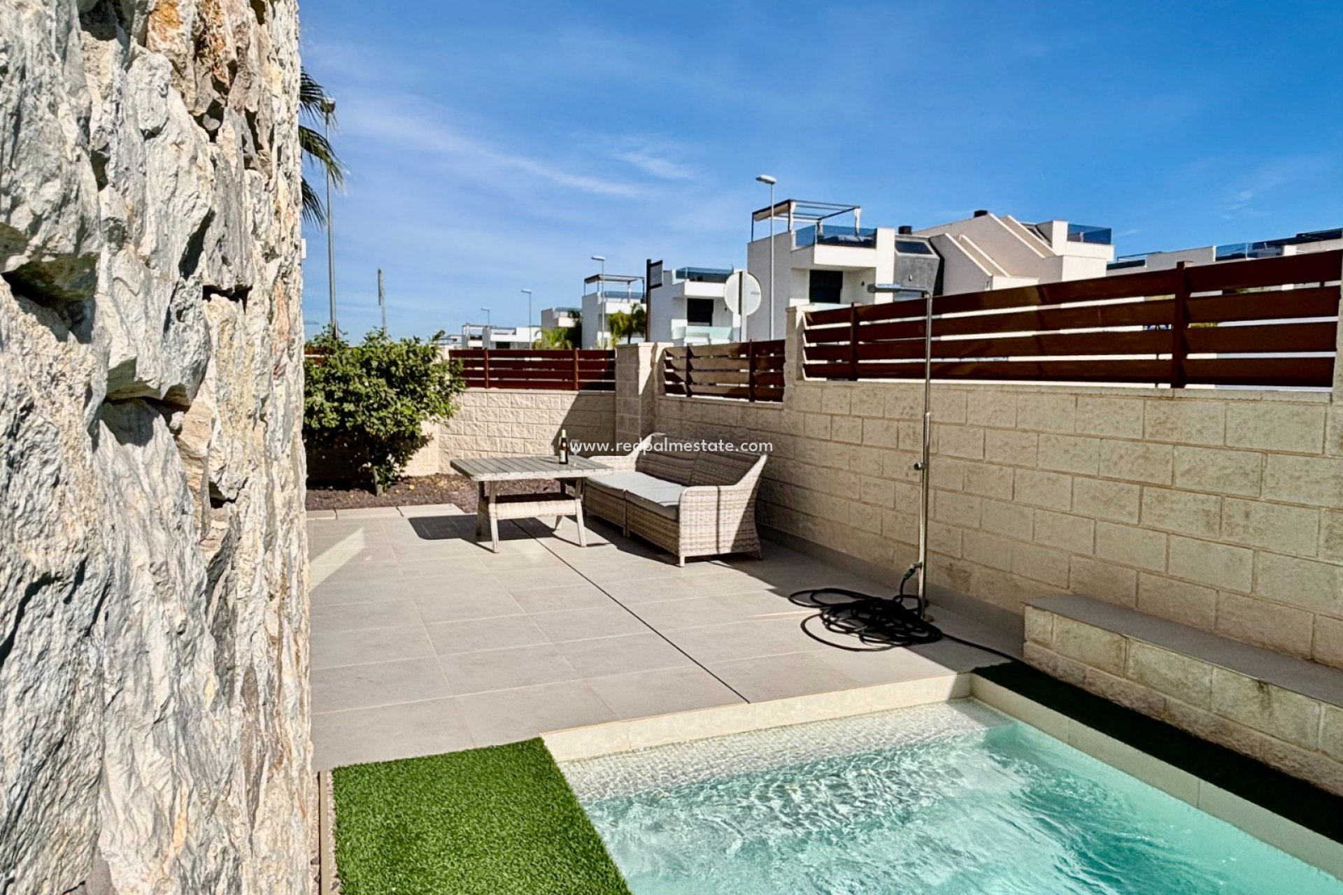 Resale - Villa -
Benijofar