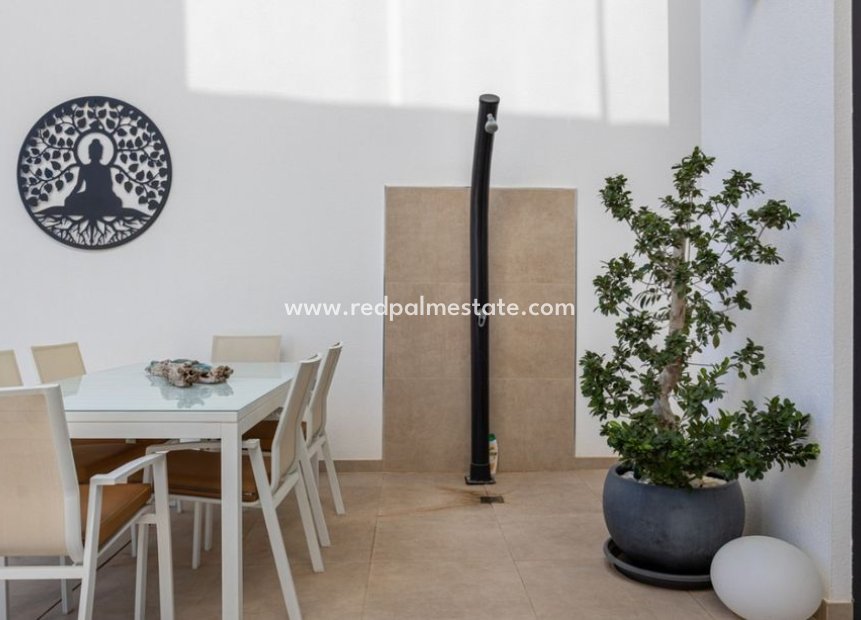 Resale - Villa -
Benijofar