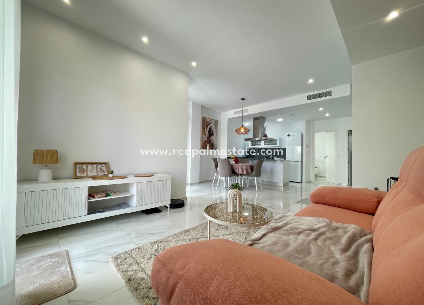 Resale - Villa -
Benijofar