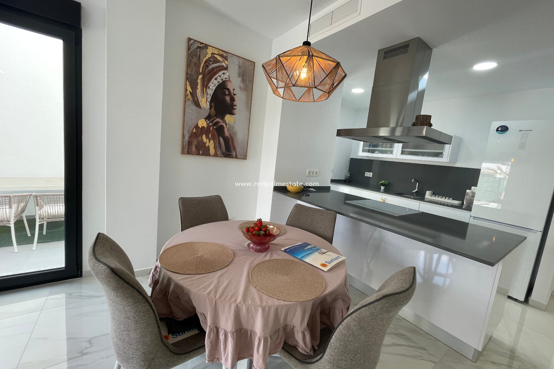 Resale - Villa -
Benijofar