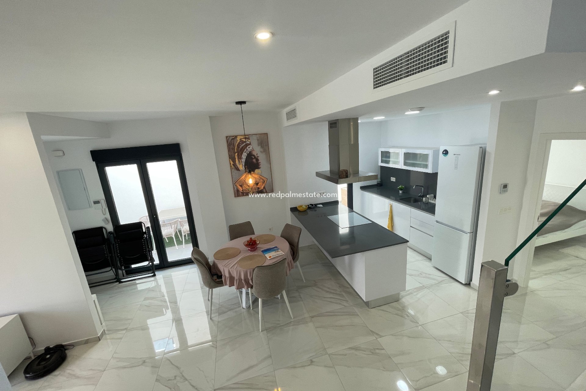 Resale - Villa -
Benijofar