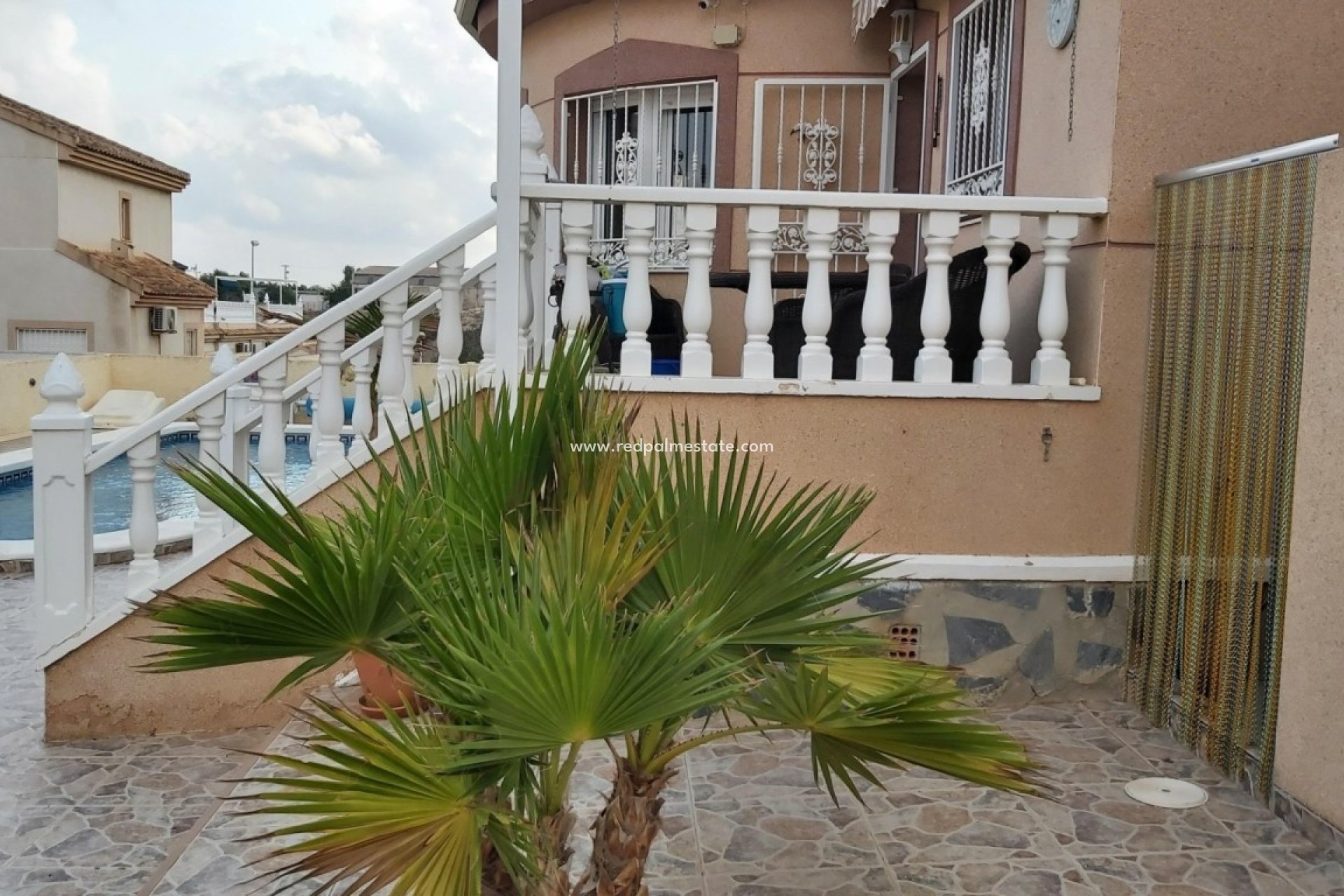 Resale - Villa -
Benimar - Costa Blanca