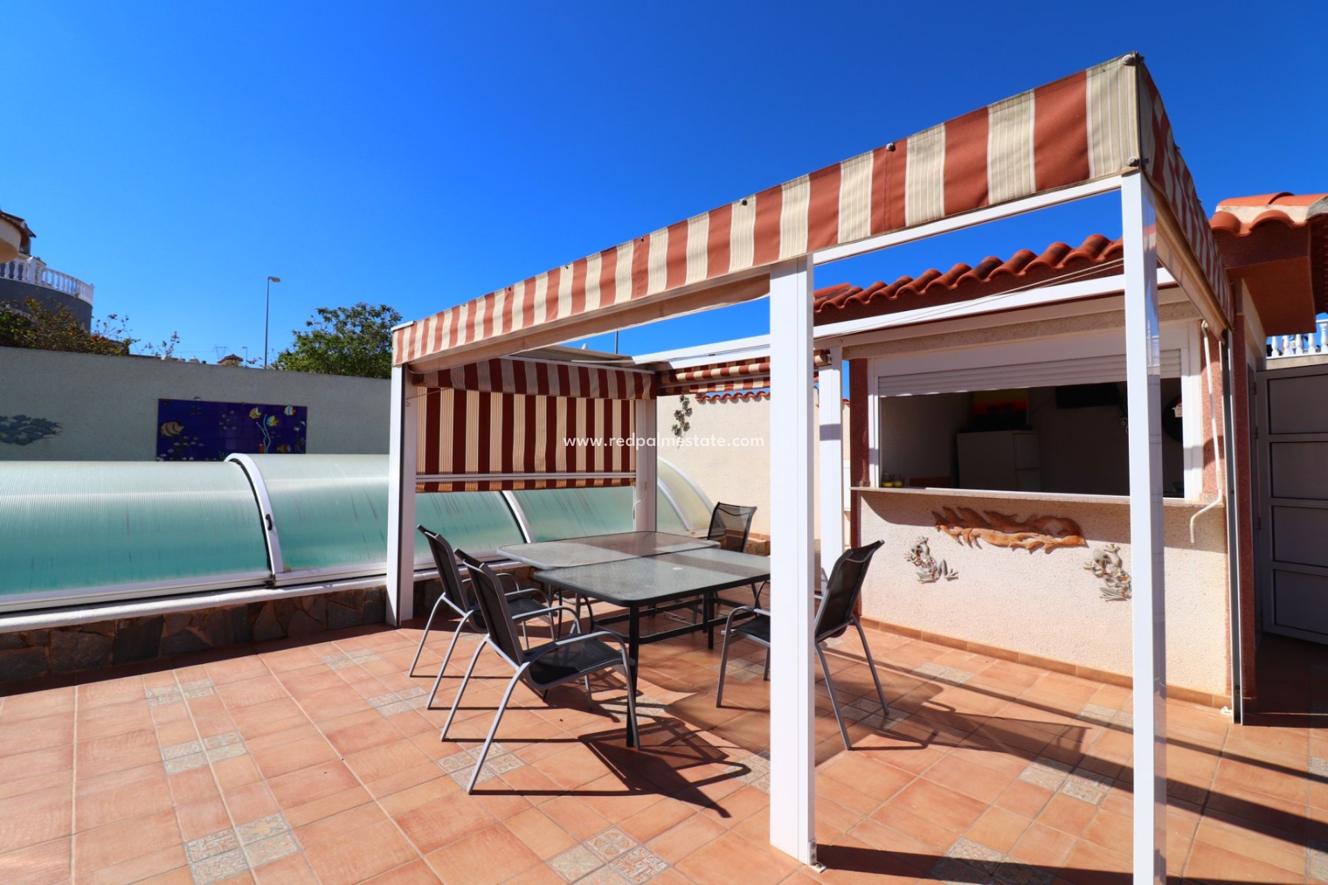 Resale - Villa -
Benimar