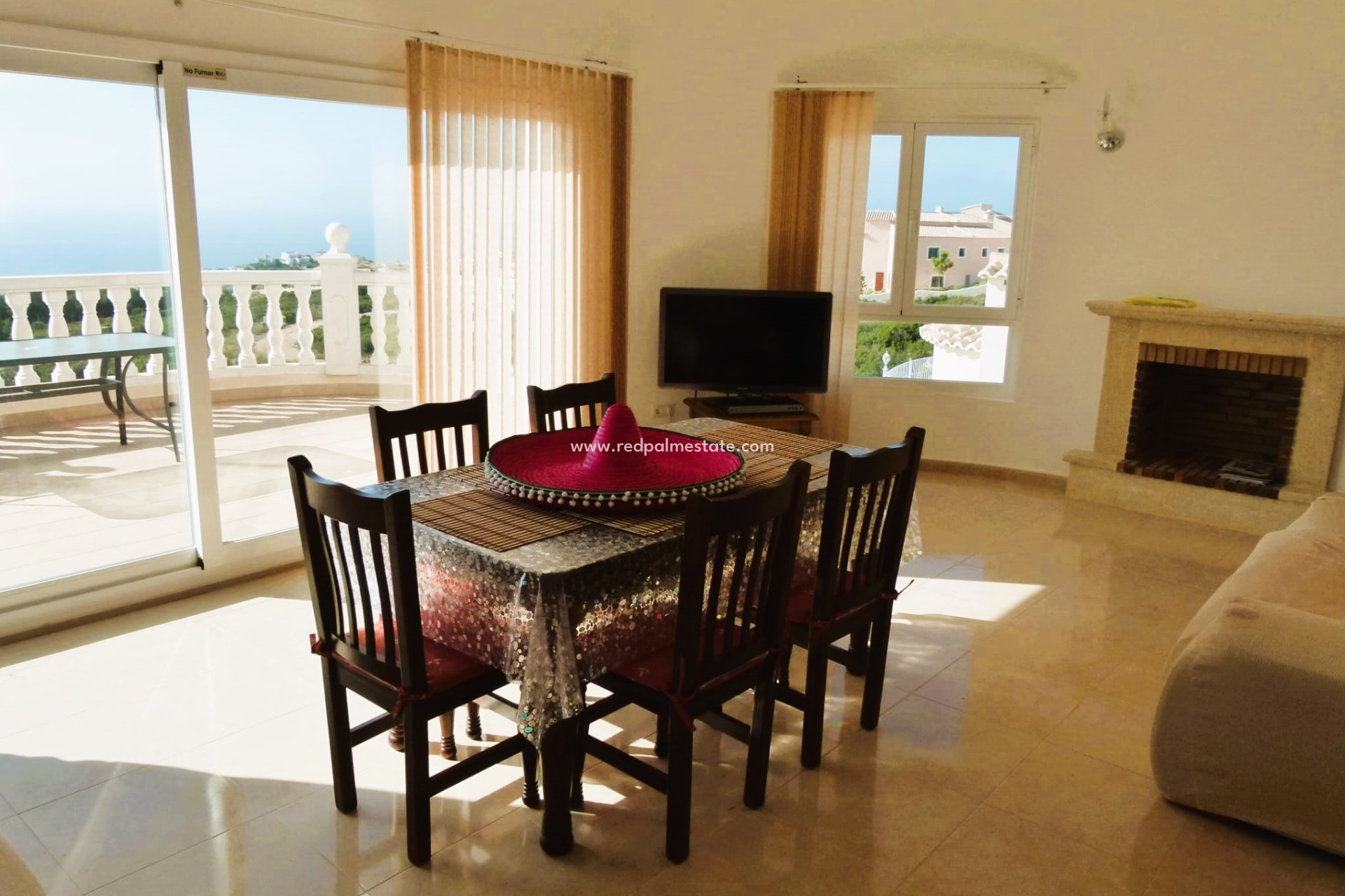Resale - Villa -
Benitachell