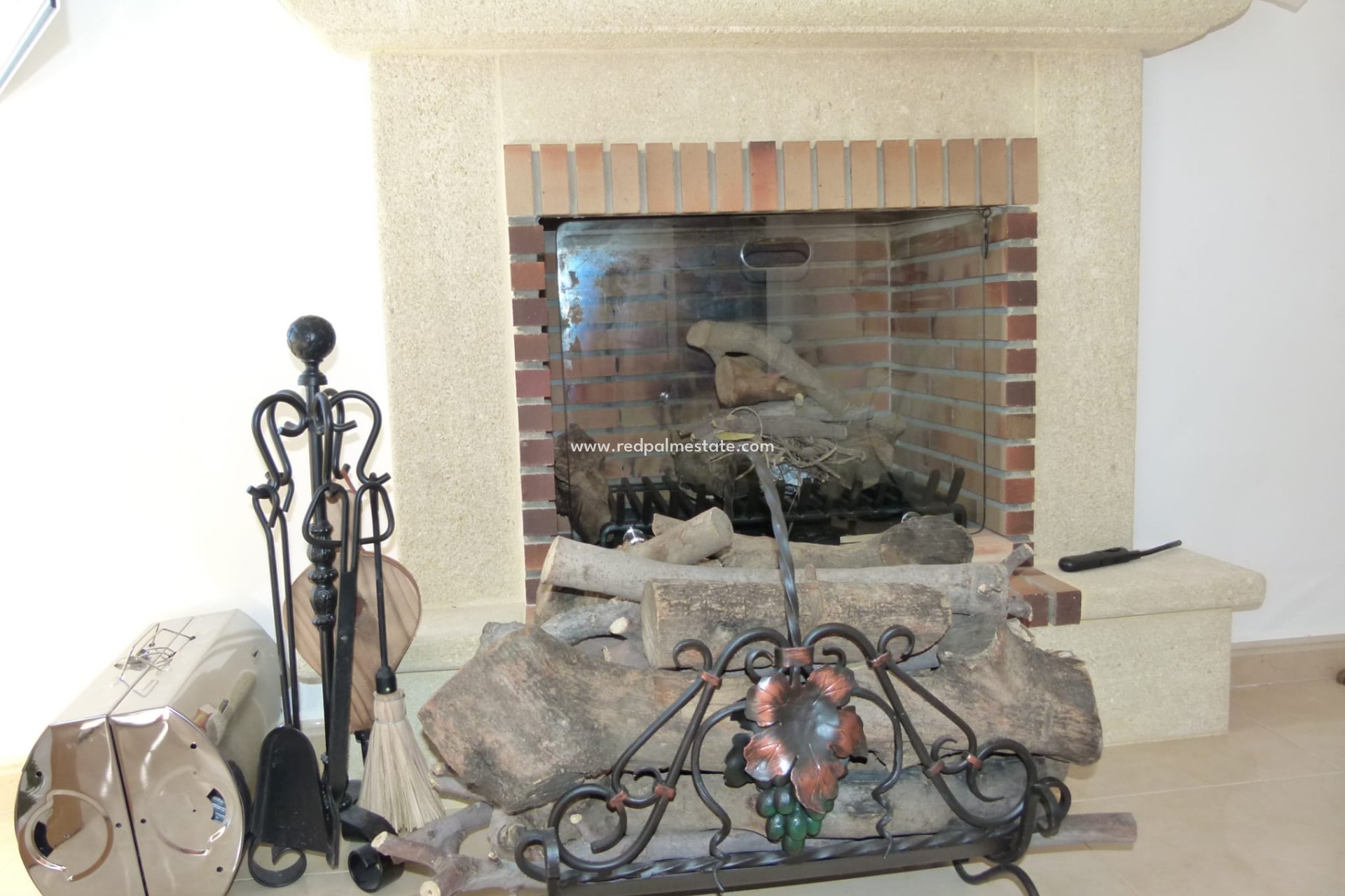 Resale - Villa -
Benitachell