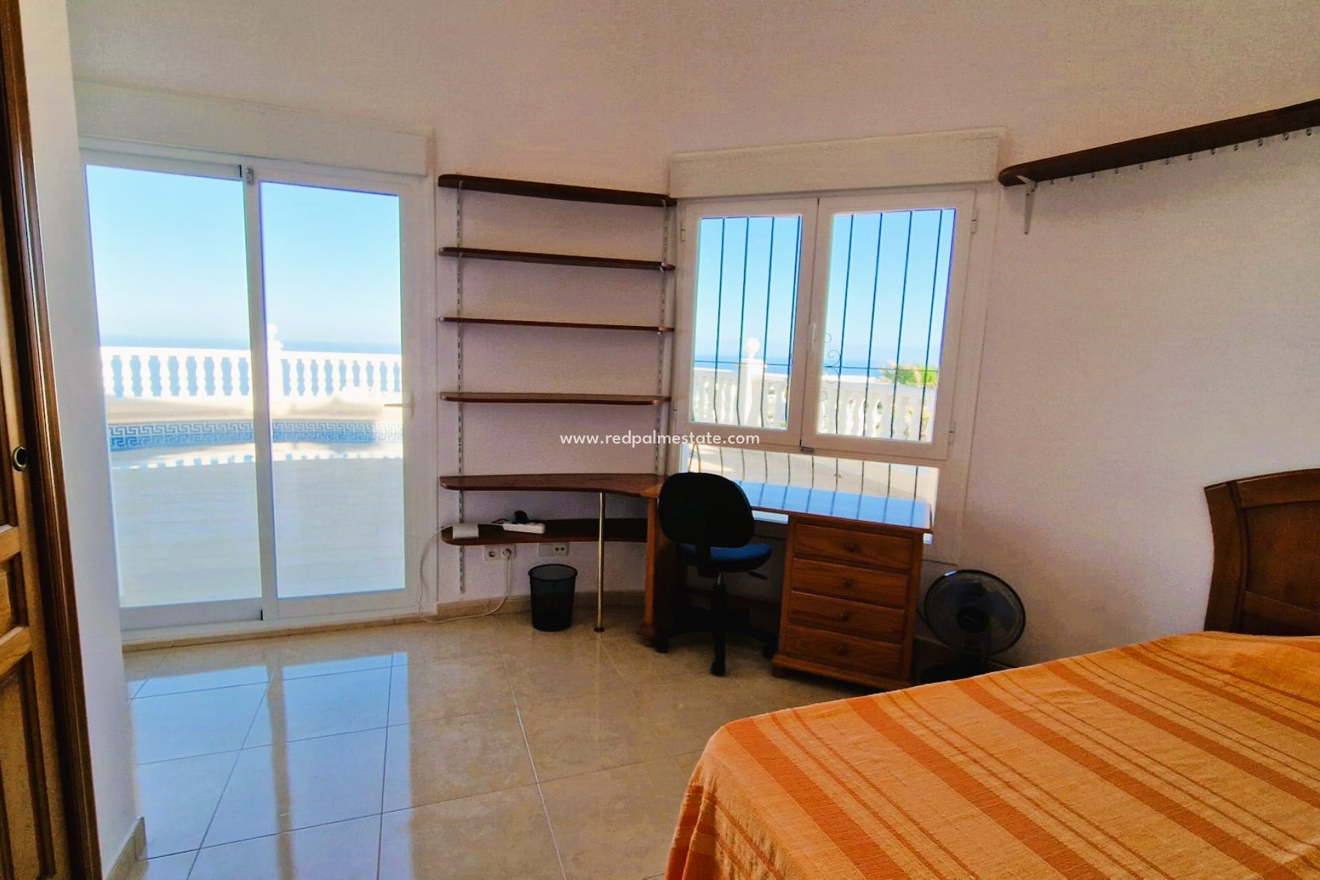 Resale - Villa -
Benitachell