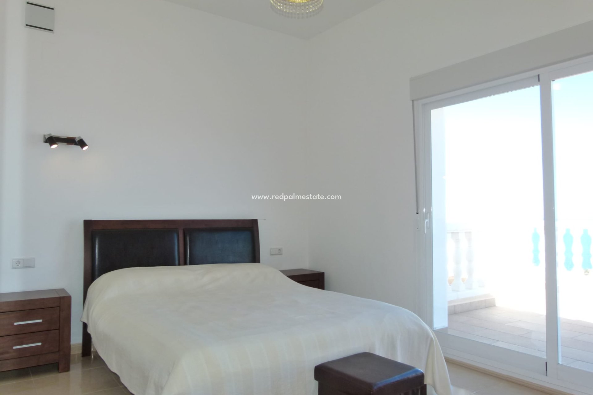 Resale - Villa -
Benitachell