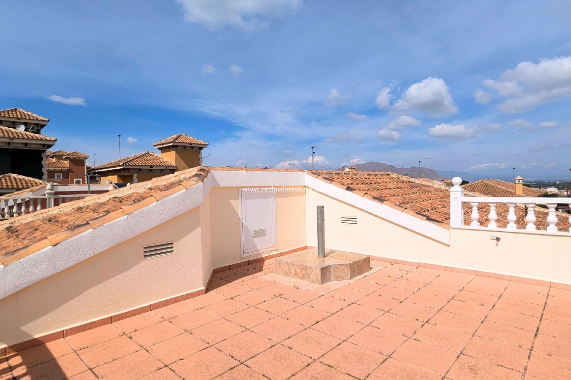 Resale - Villa -
Bigastro - Inland