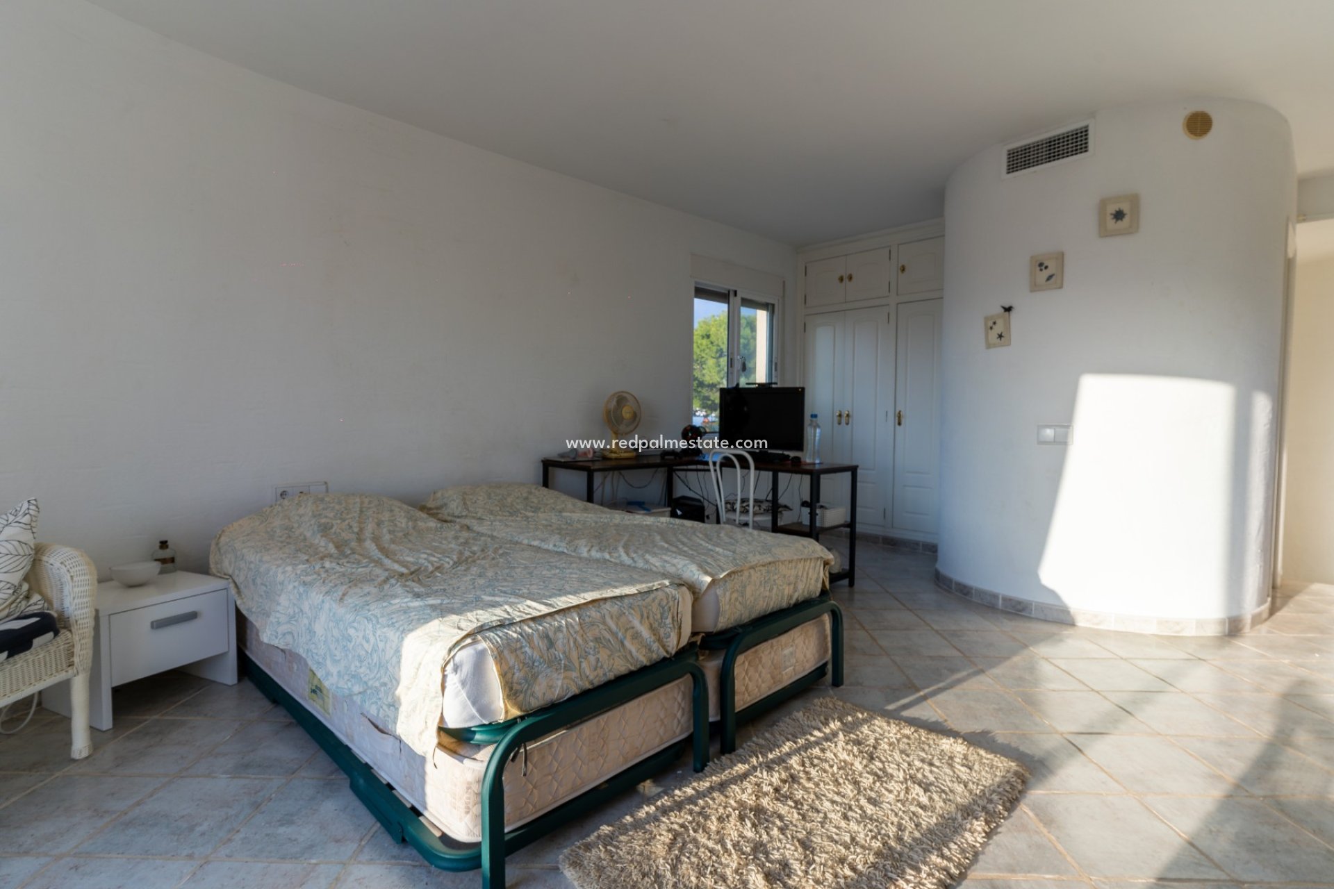 Resale - Villa -
Busot - Costa Blanca