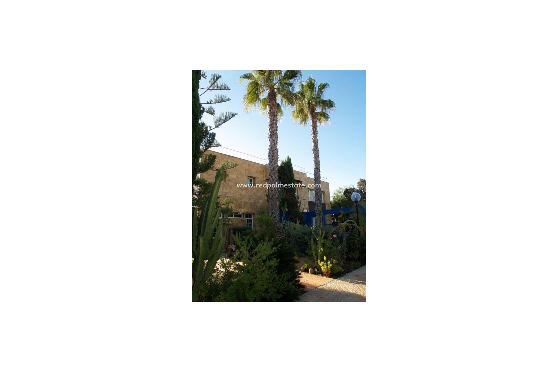 Resale - Villa -
Cabo Roig - Costa Blanca