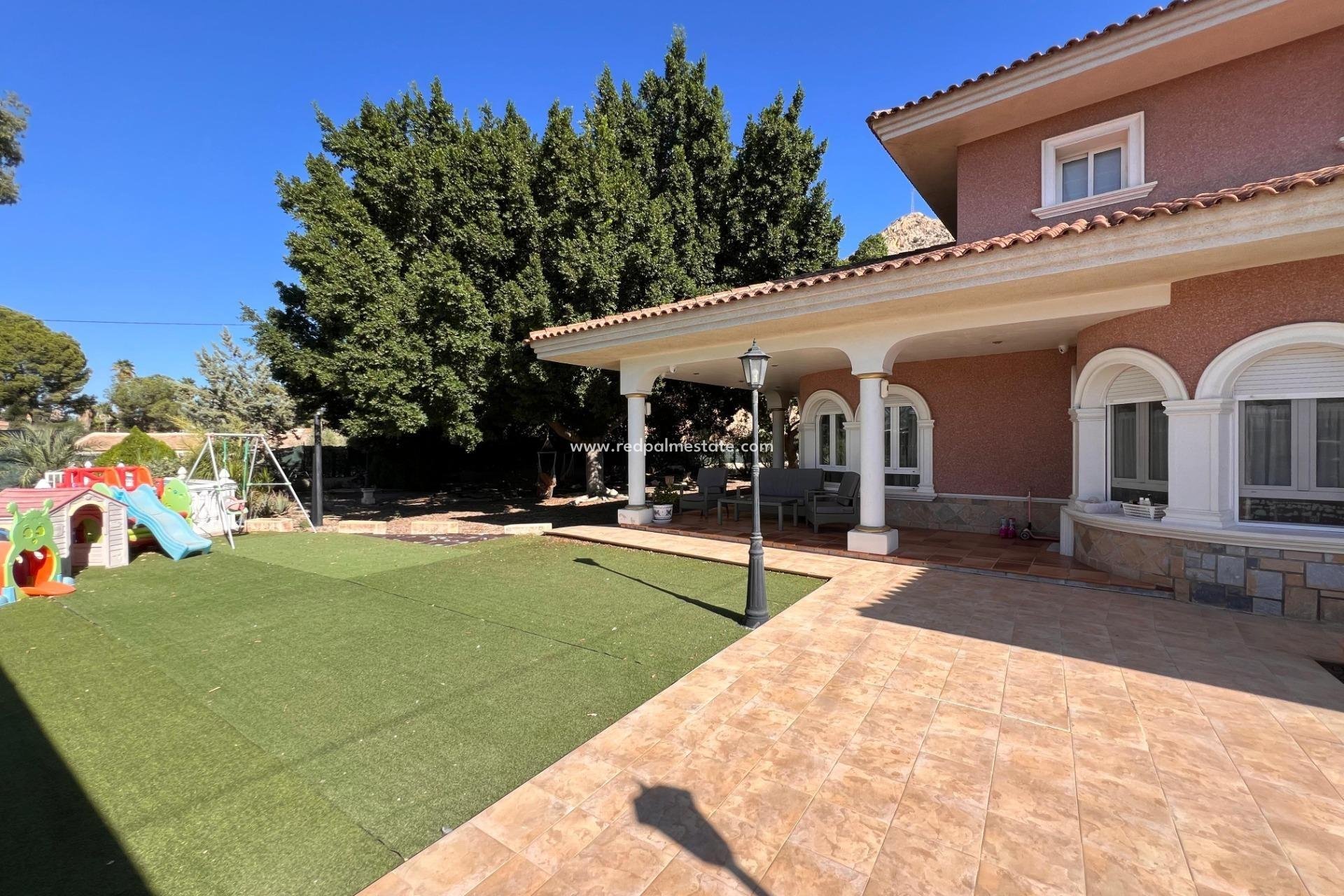 Resale - Villa -
Callosa de Segura - Comunidad valenciana