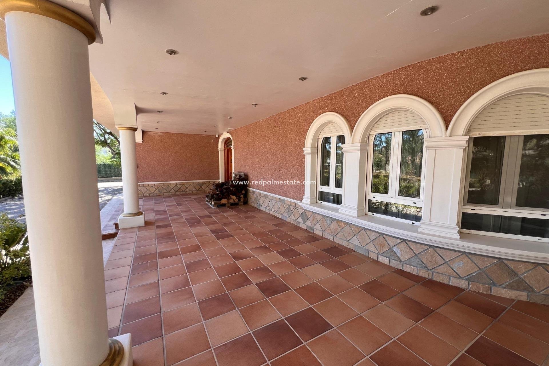 Resale - Villa -
Callosa de Segura - Comunidad valenciana