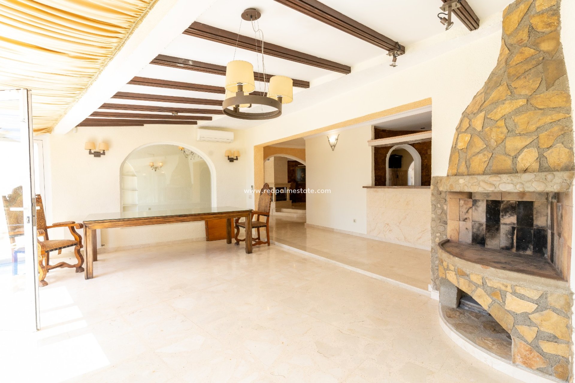 Resale - Villa -
Calpe - Costa Blanca