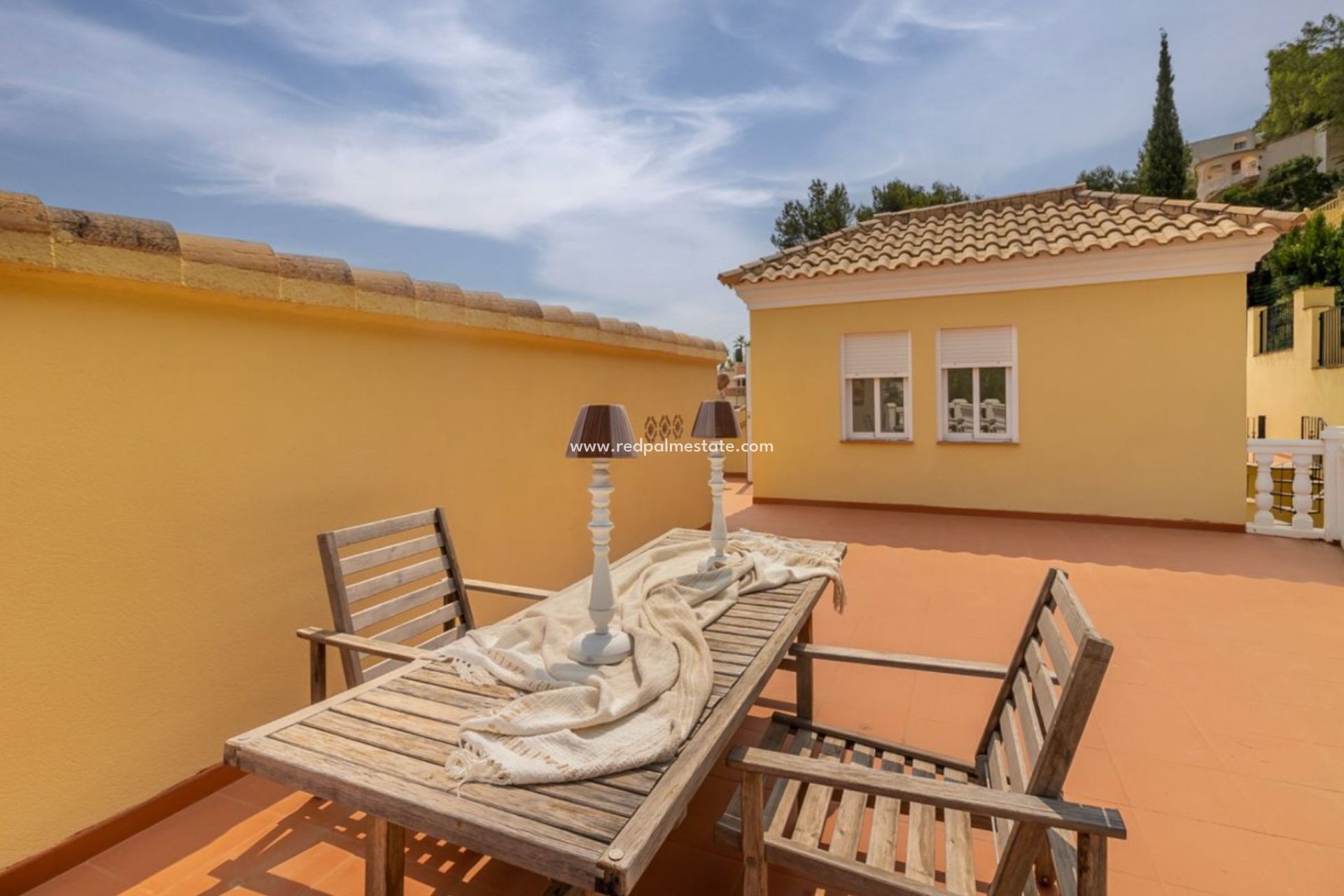 Resale - Villa -
Calpe - Costa Blanca